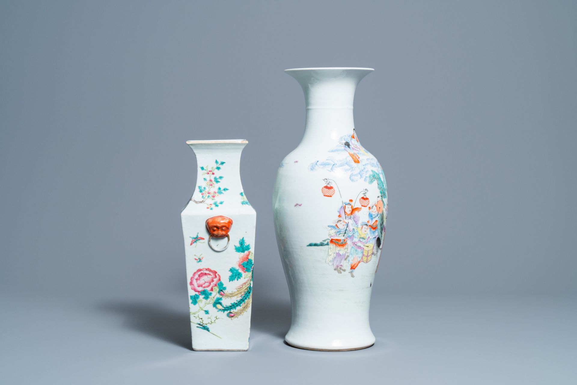 Two Chinese famille rose vases, 19/20th C. - Bild 5 aus 7