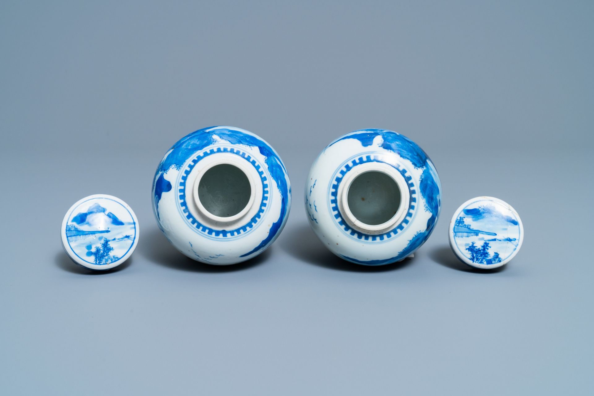 A pair of Chinese blue and white covered jars and a pair of famille rose vases, 19th C. - Image 12 of 13