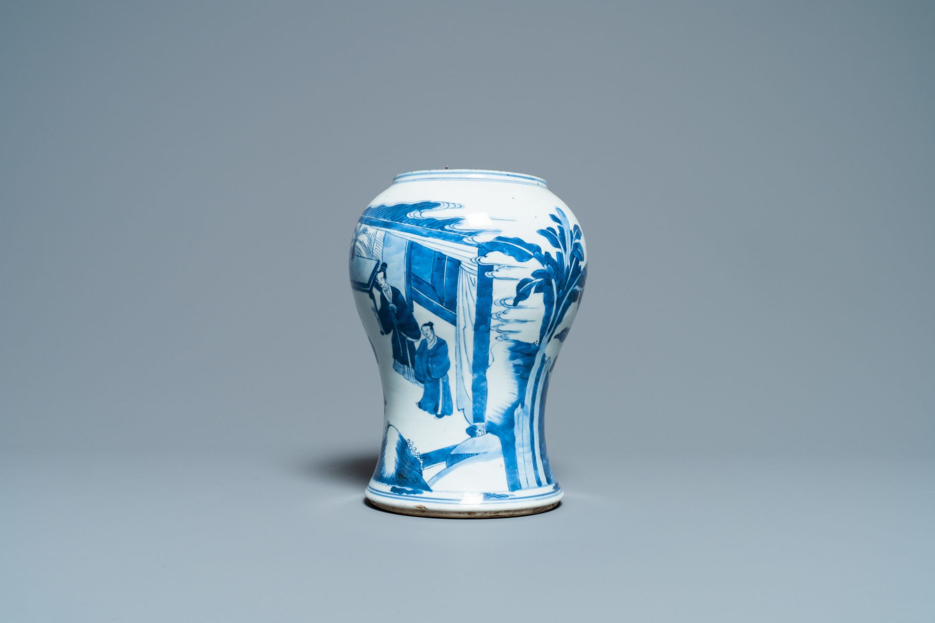 A Chinese blue and white vase with a figurative scene, Kangxi - Image 3 of 7