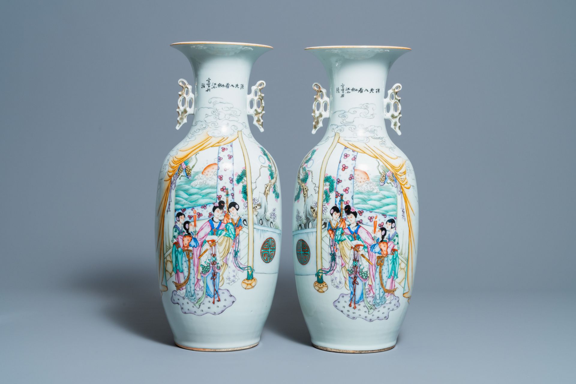 A pair of Chinese famille rose 'ladies' vases, 19/20th C.