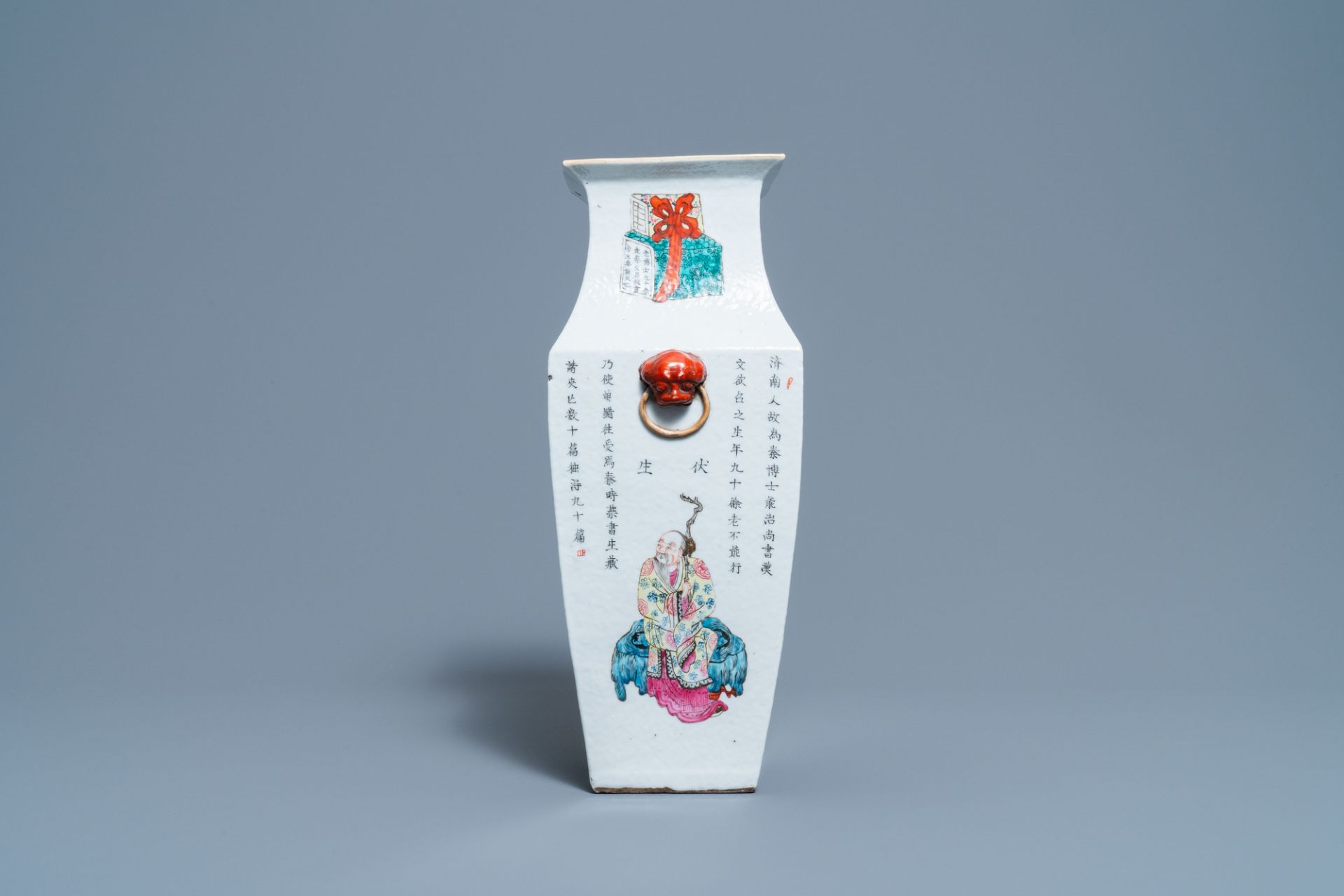 A Chinese square famille rose 'Wu Shuang Pu' vase, 19th C. - Image 5 of 7