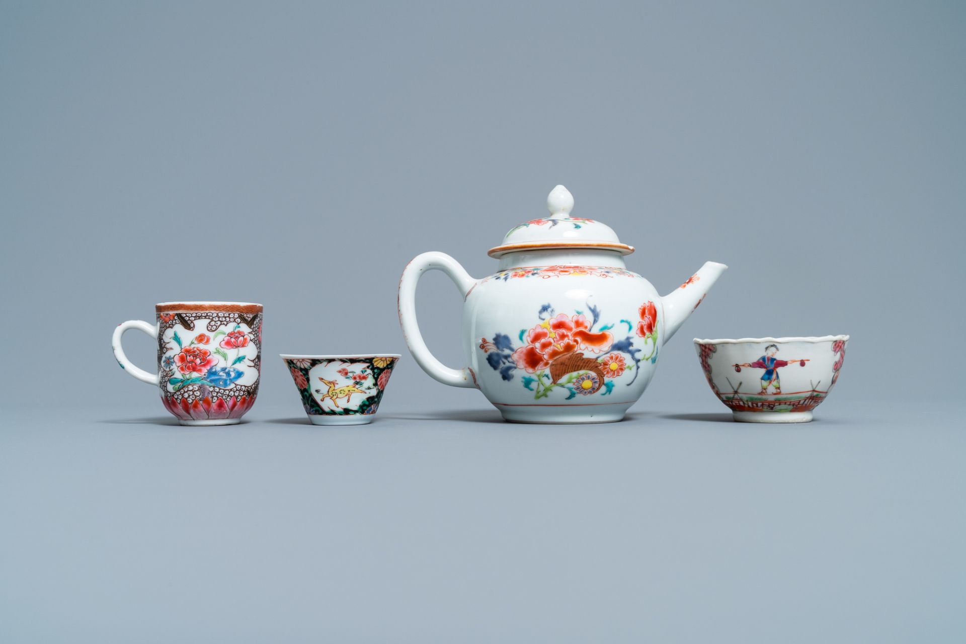 A Chinese famille rose teapot and three cups and saucers, Yongzheng/Qianlong - Image 6 of 9