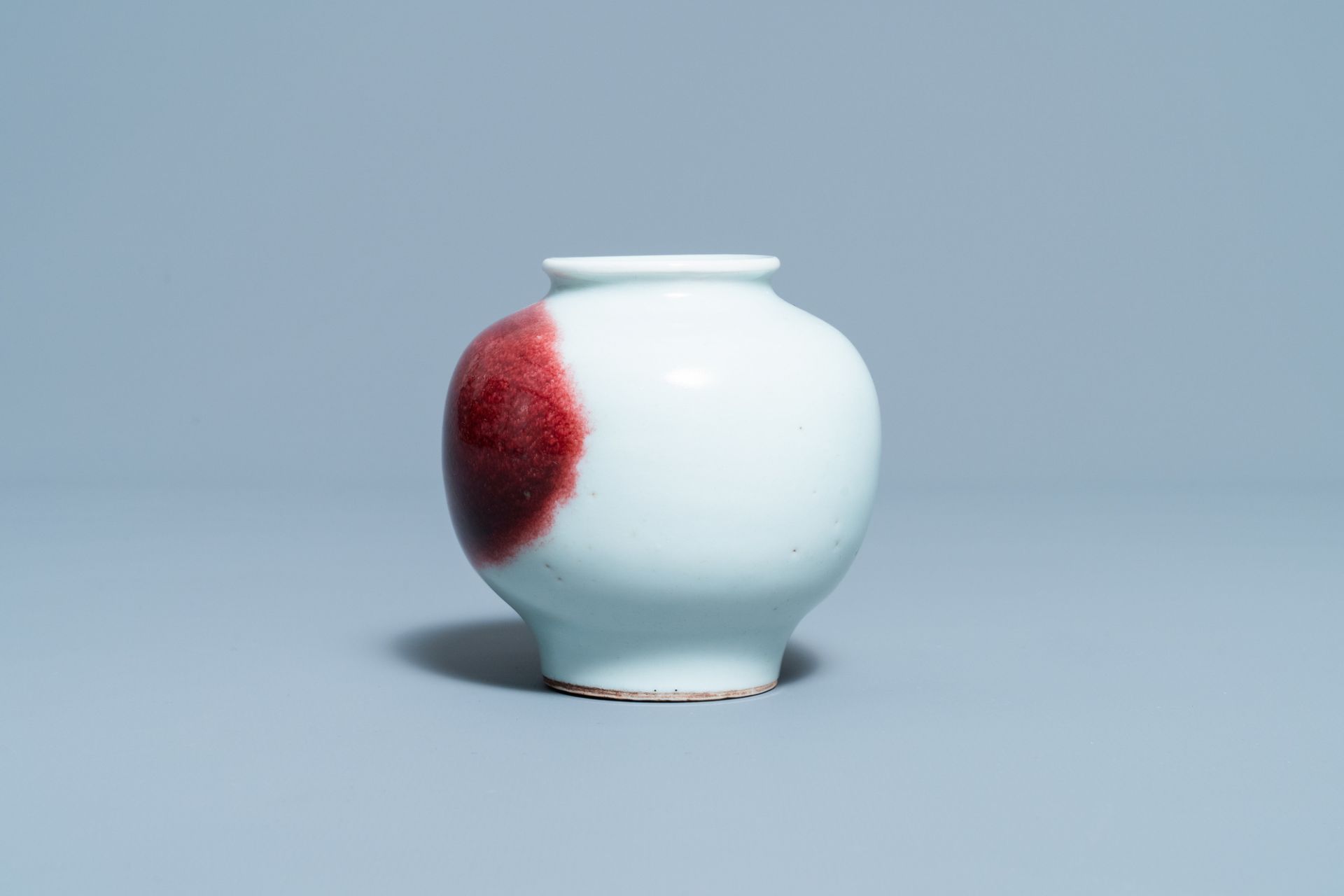 A Chinese flambe-glazed vase, 19/20th C. - Image 3 of 7