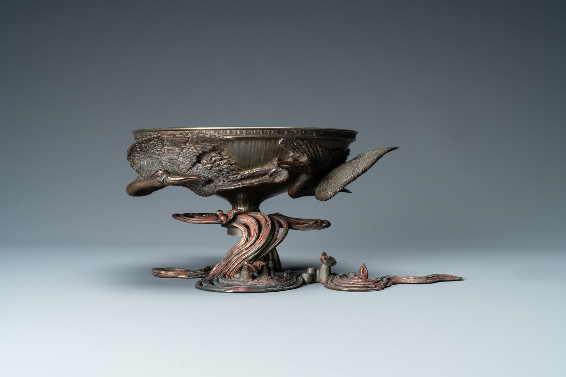 A Japanese copper, bronze and pewter bowl, signed Kimura Toun, Meiji, 19th C. - Image 3 of 9