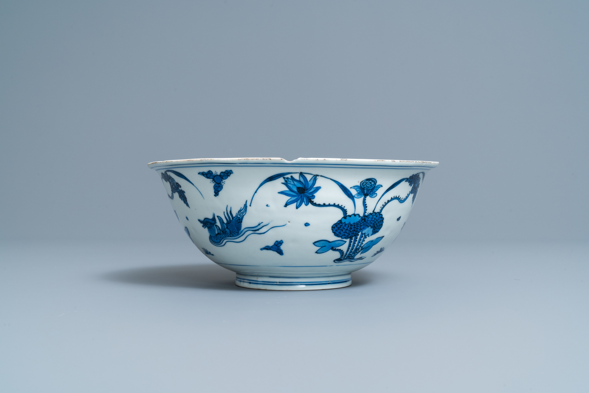 A Chinese blue and white 'mandarin ducks' bowl, Chenghua mark, Wanli - Image 3 of 7