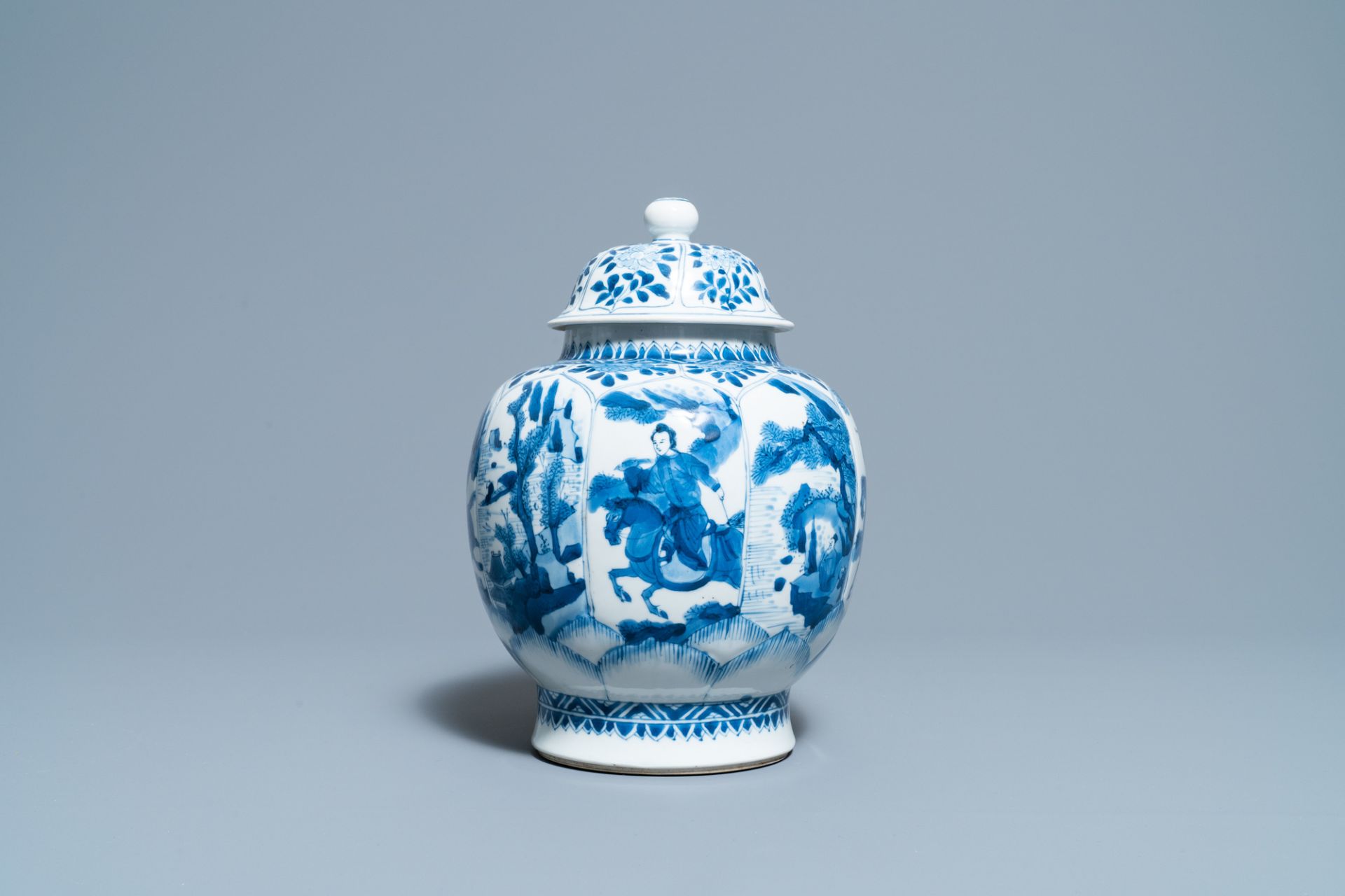 A Chinese blue and white 'horseriders' vase and cover, Kangxi - Image 4 of 6