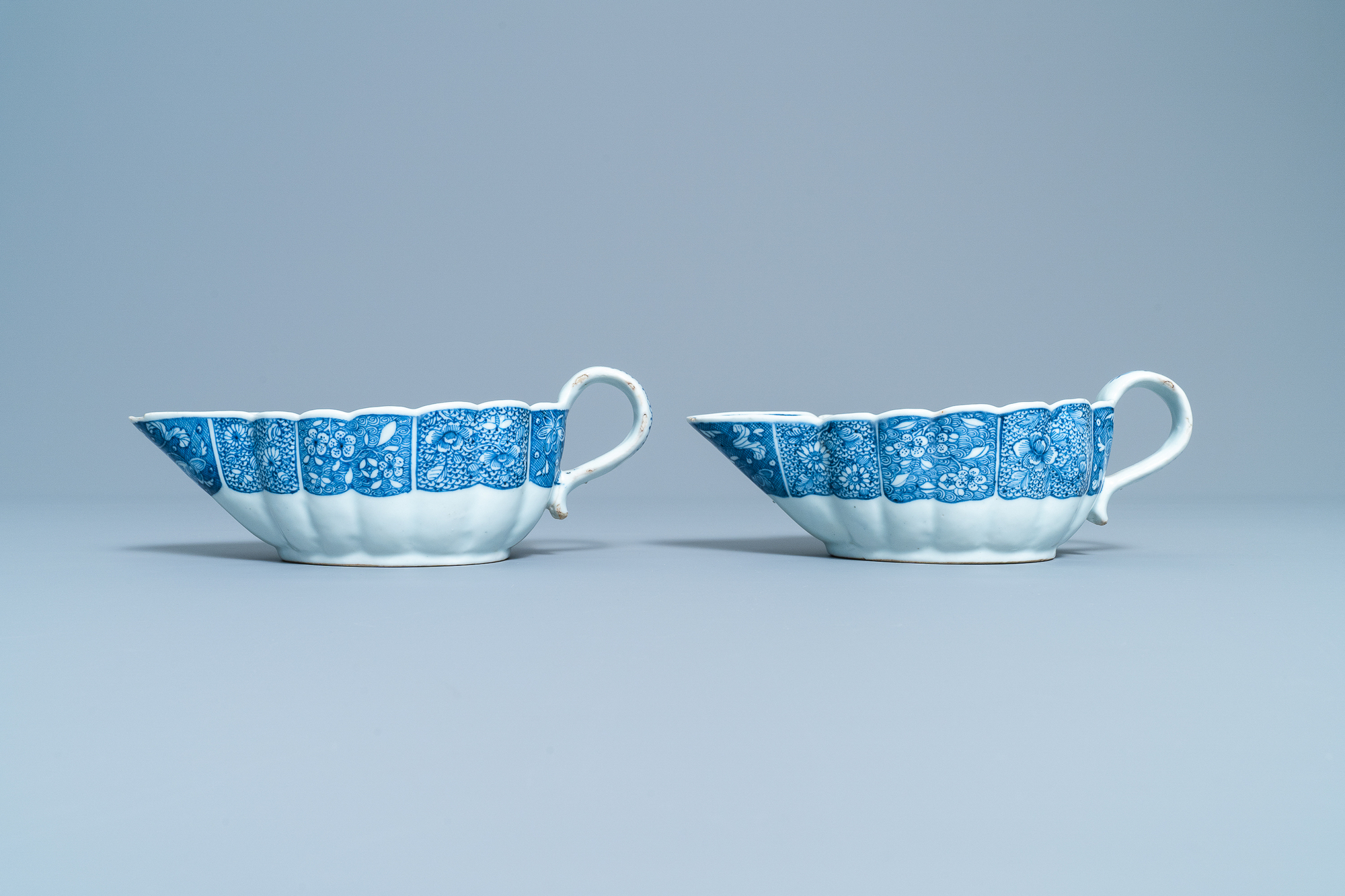 A pair of Chinese blue and white 'Xi Xiang Ji' sauceboats on stand, Qianlong - Image 7 of 10