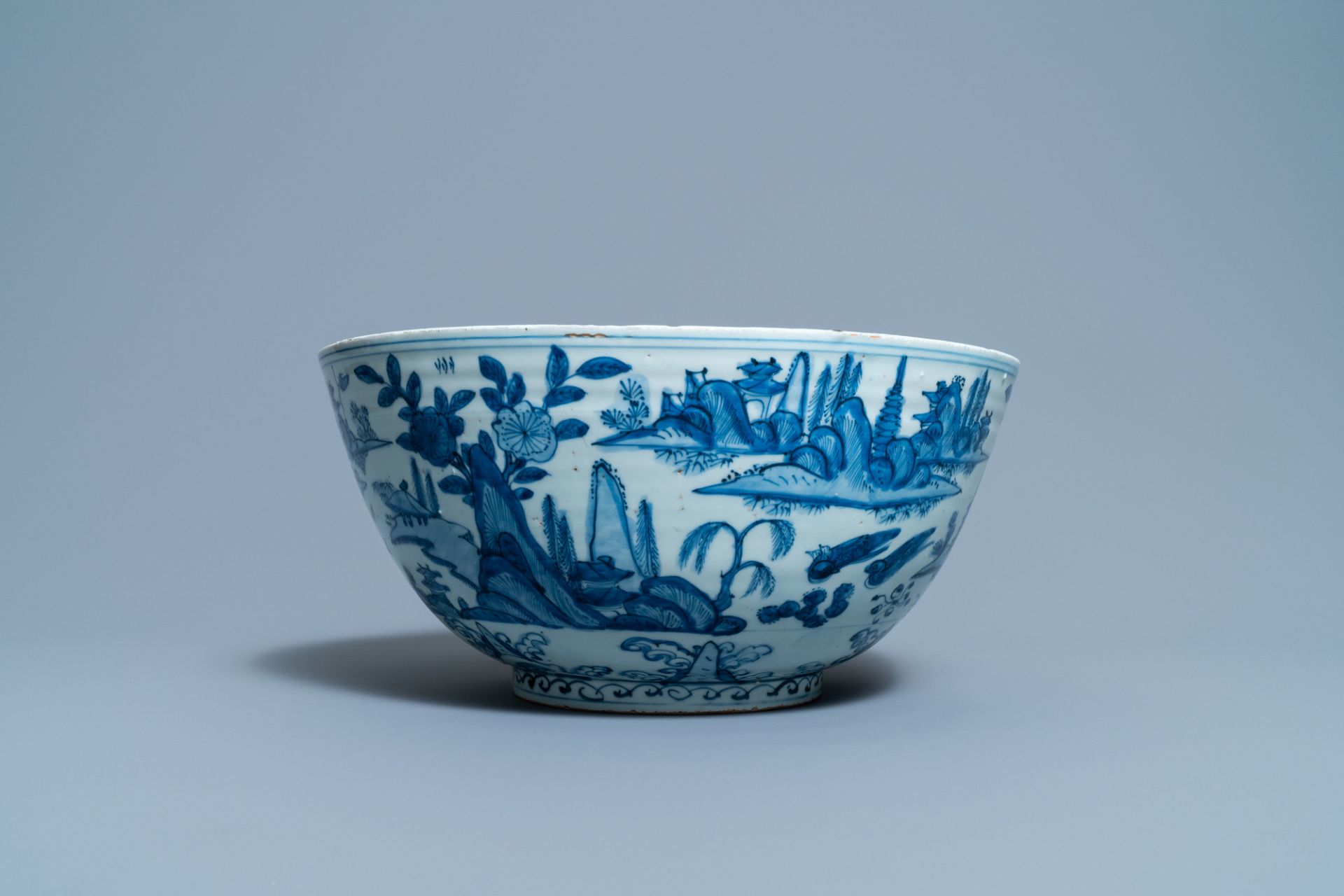 A large Chinese blue and white 'river landscape' bowl, Ming - Image 2 of 13