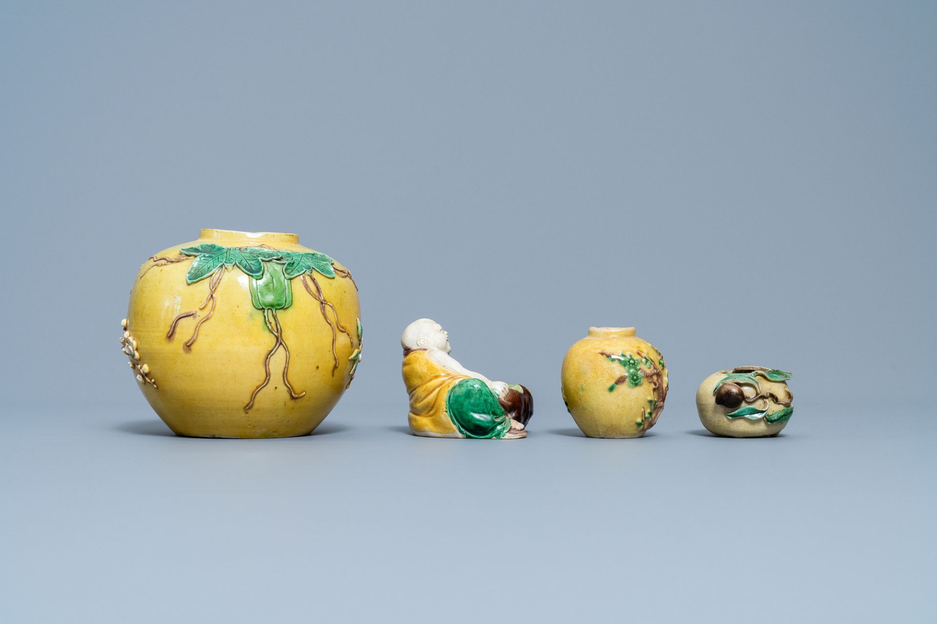 Two Chinese biscuit jars, a Buddha figure and a brushwasher, 19/20th C. - Image 3 of 7