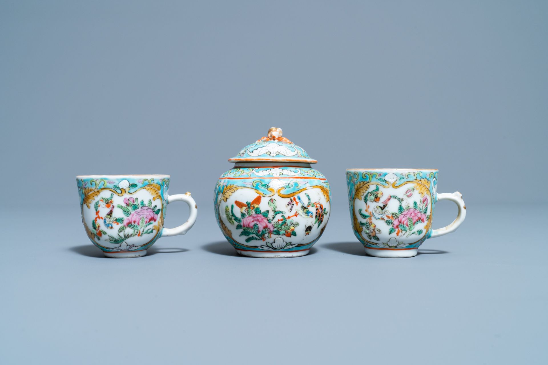 A Chinese famille rose 'tete-a-tete' tea service on tray, 19th C. - Image 6 of 10