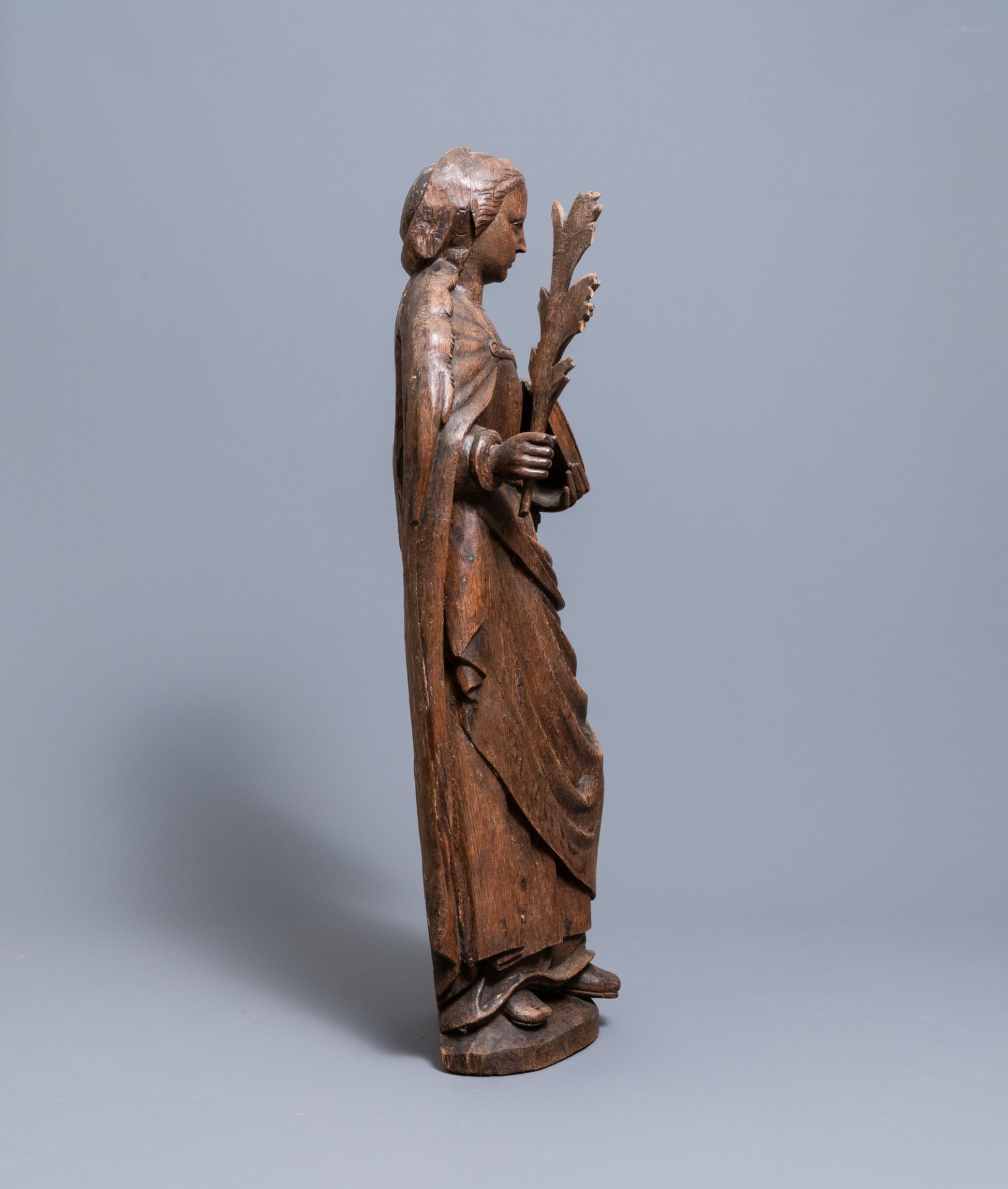 A large oak figure of Saint-Ursula the martyr, 1st half 16th C. - Image 3 of 6