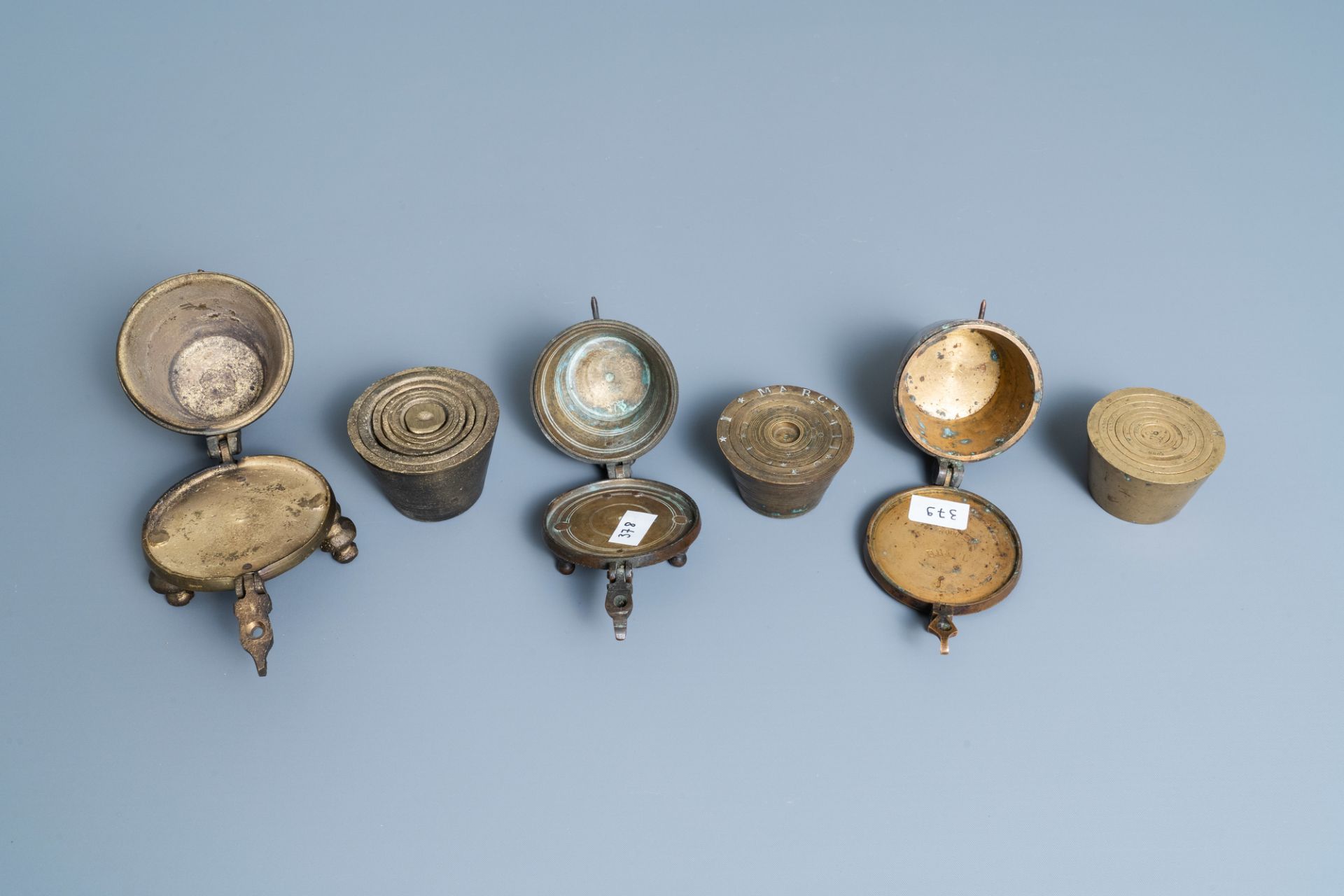 Seven bronze nests of weights, France and/or Germany, 18/19th C. - Image 9 of 9