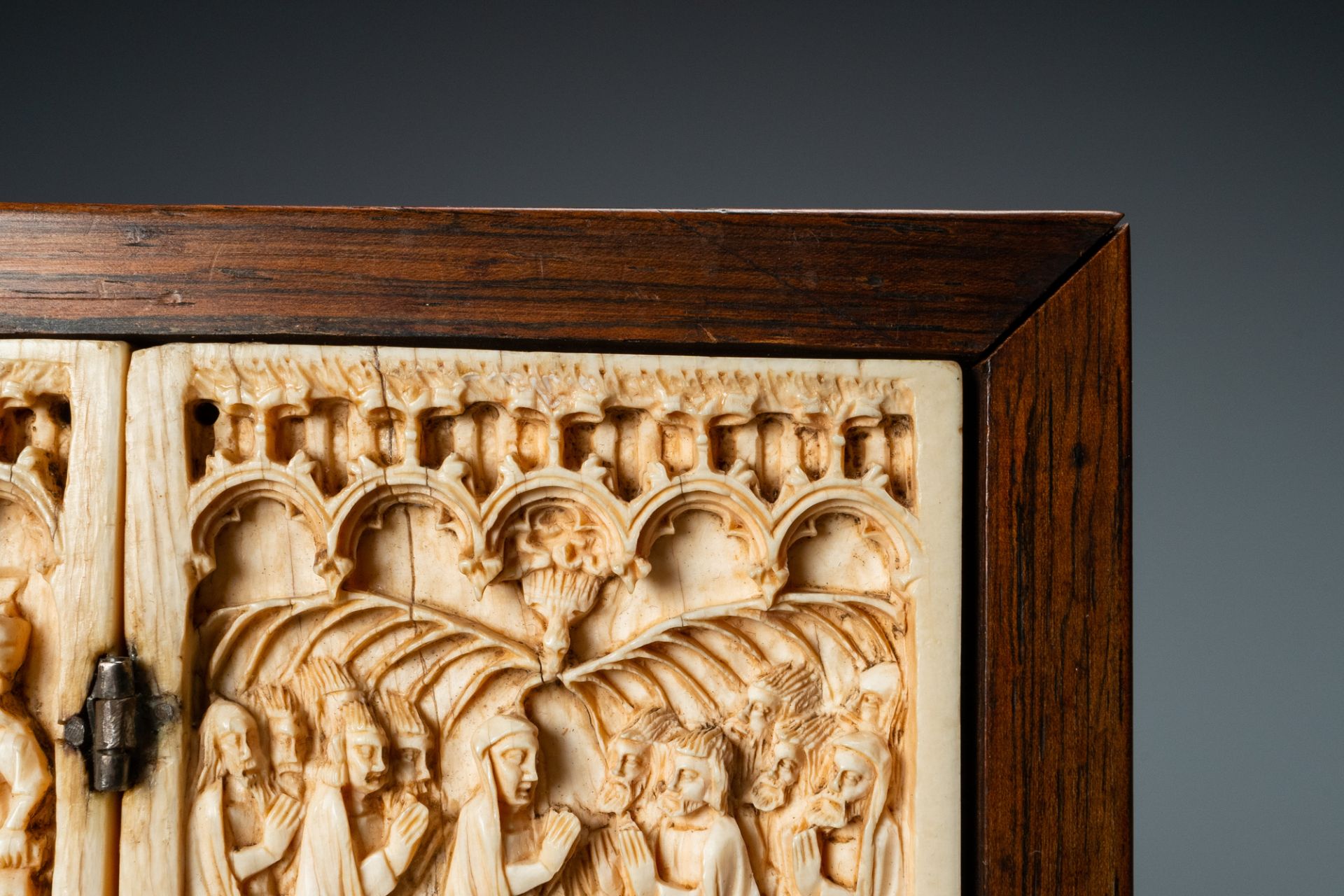 An ivory diptych, Germany, 14th C. - Image 6 of 9