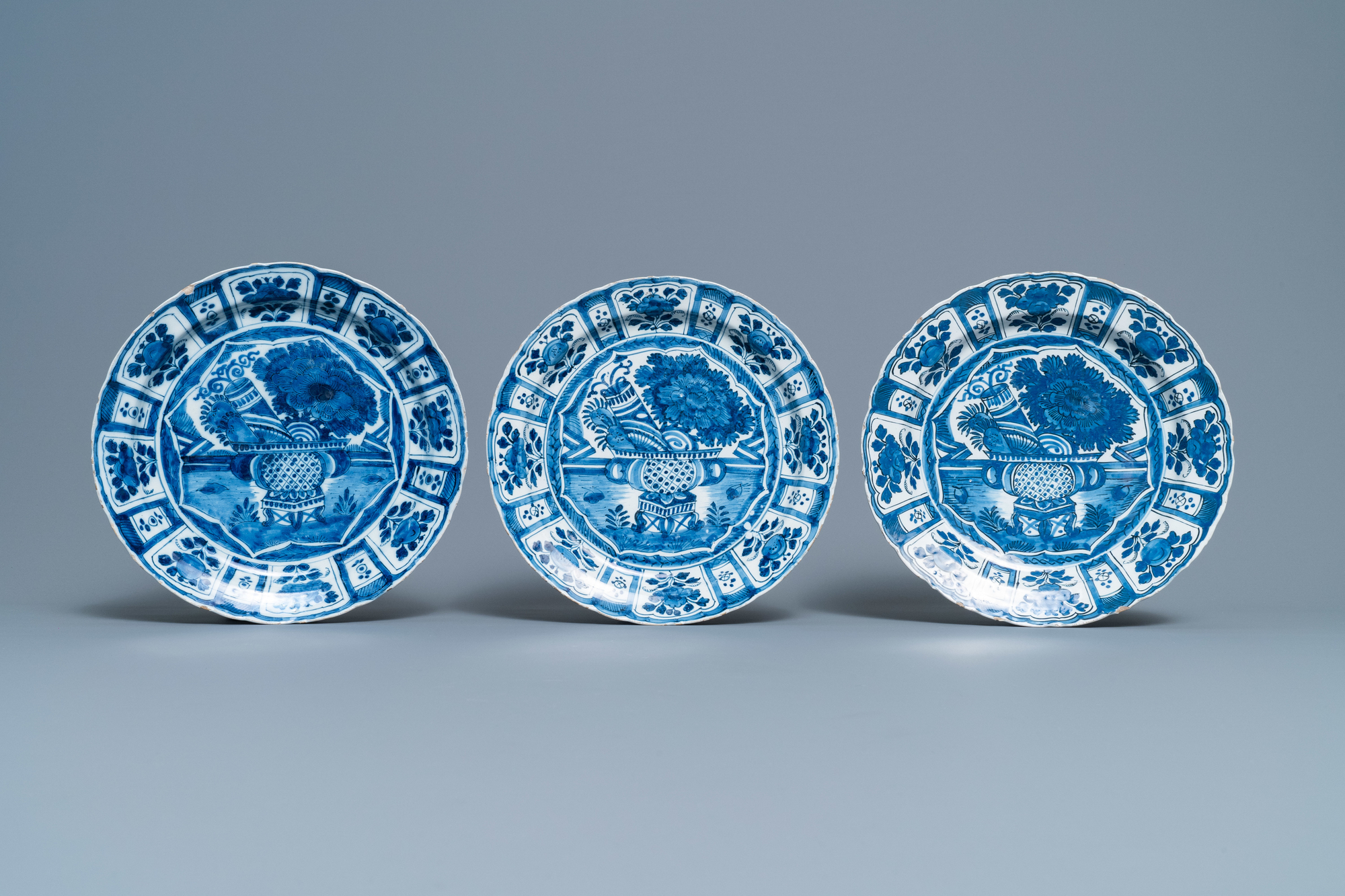 Three Dutch Delft blue and white Wanli-style chinoiserie dishes, 1st quarter 18th C. - Image 2 of 3