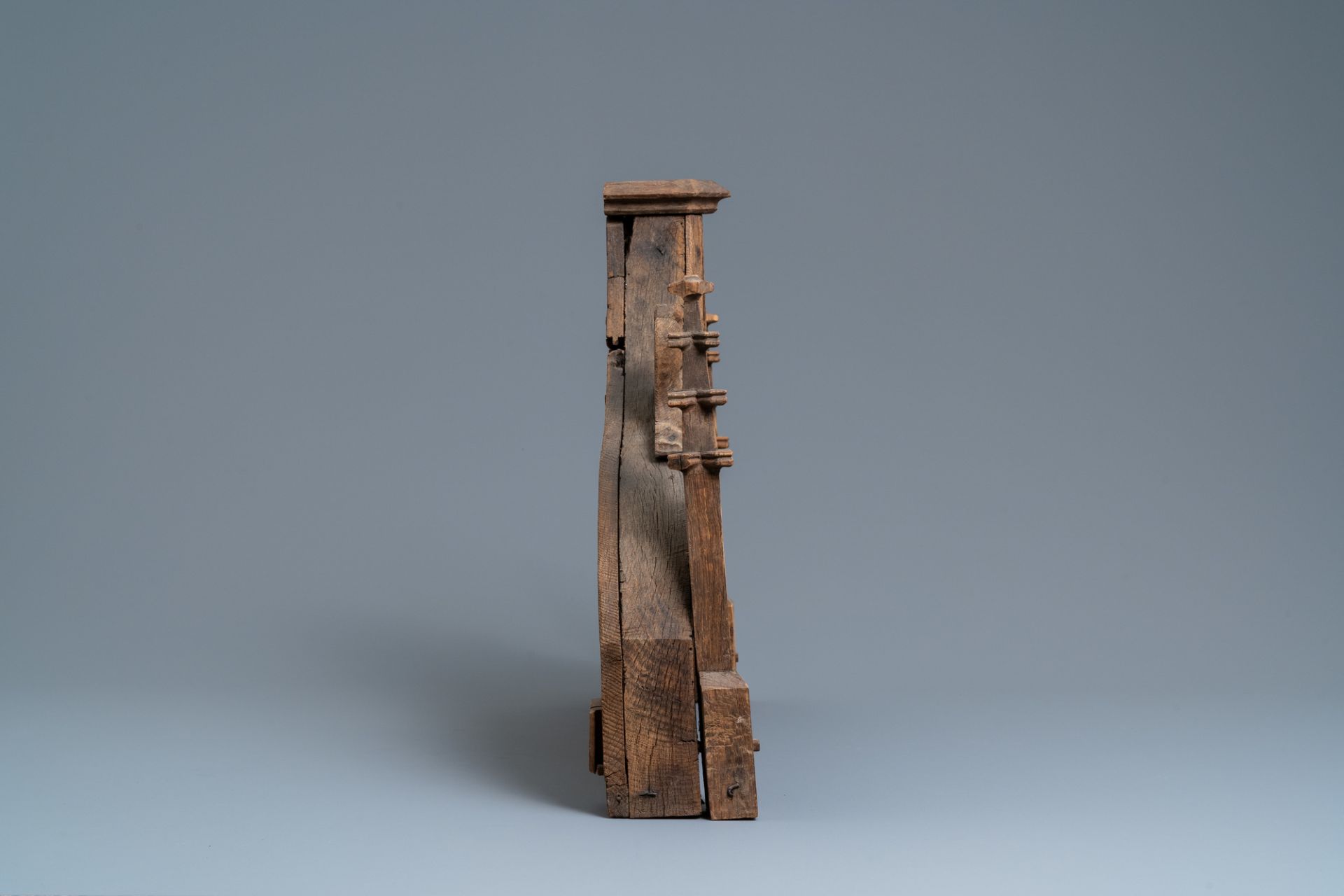 An arch-shaped carved oak baldachin or throne top, France, 15th C. - Image 4 of 6