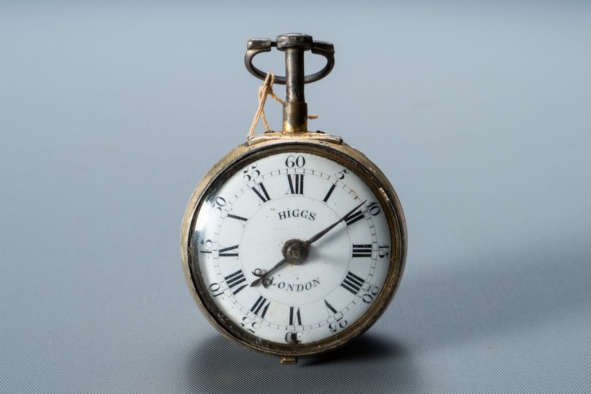 A gilded silver 'repeater' pocket watch, Robert & Peter Higgs, no. 1466, London, 17/18th C.