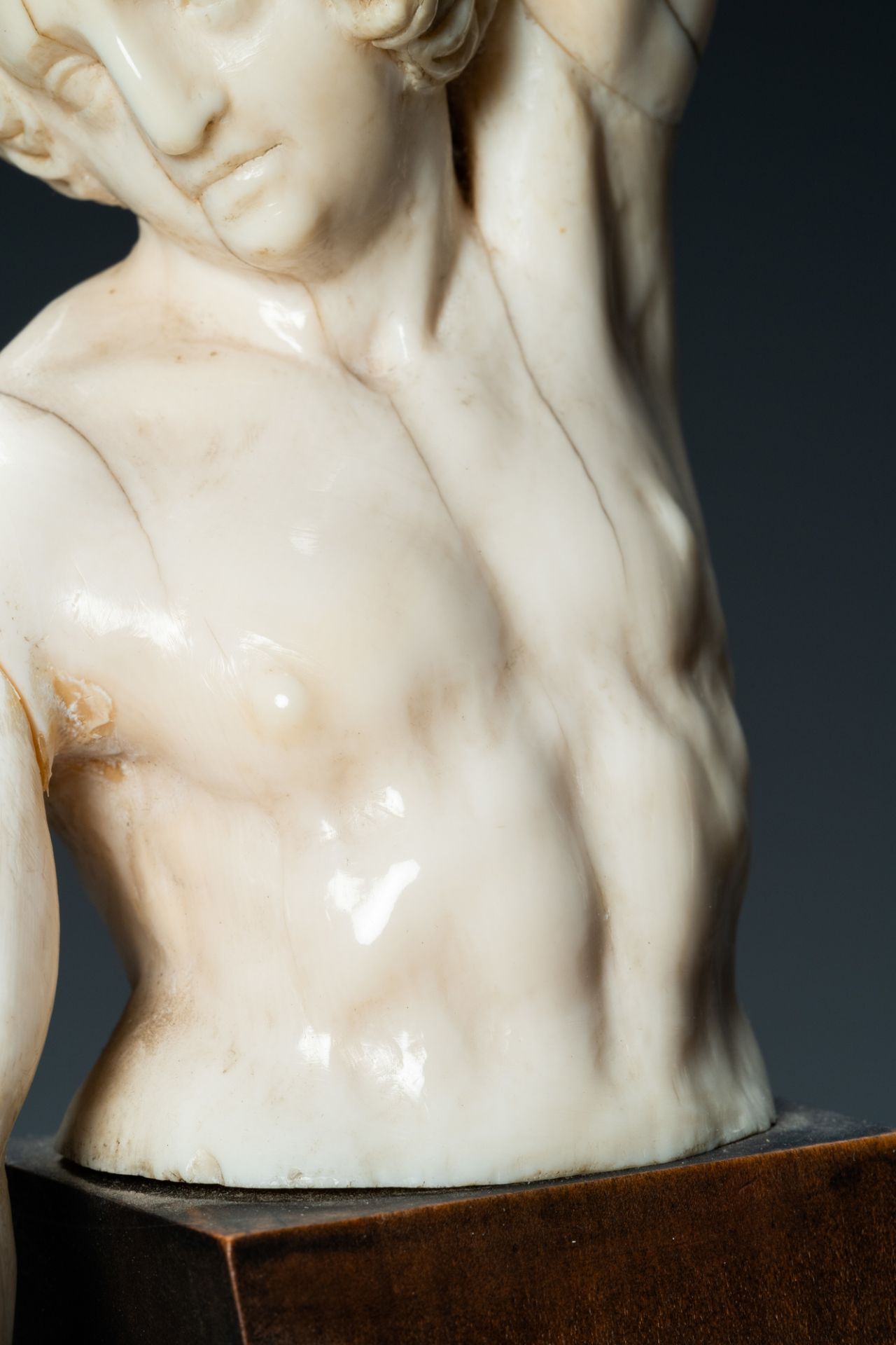 A pair of ivory busts of males, Northern Germany or Italy, 17th C. - Image 11 of 12