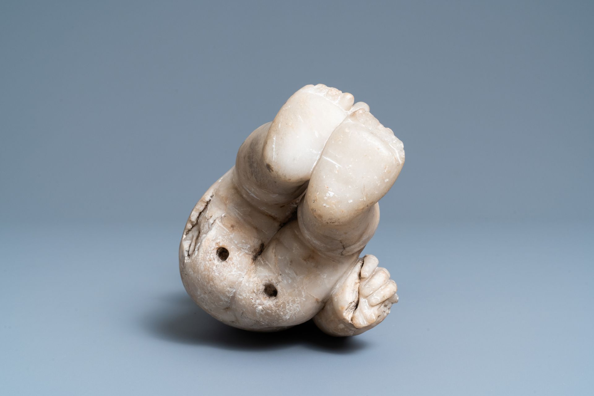 An alabaster figure of a putto with a bird on the knee, 17th C. - Image 8 of 8