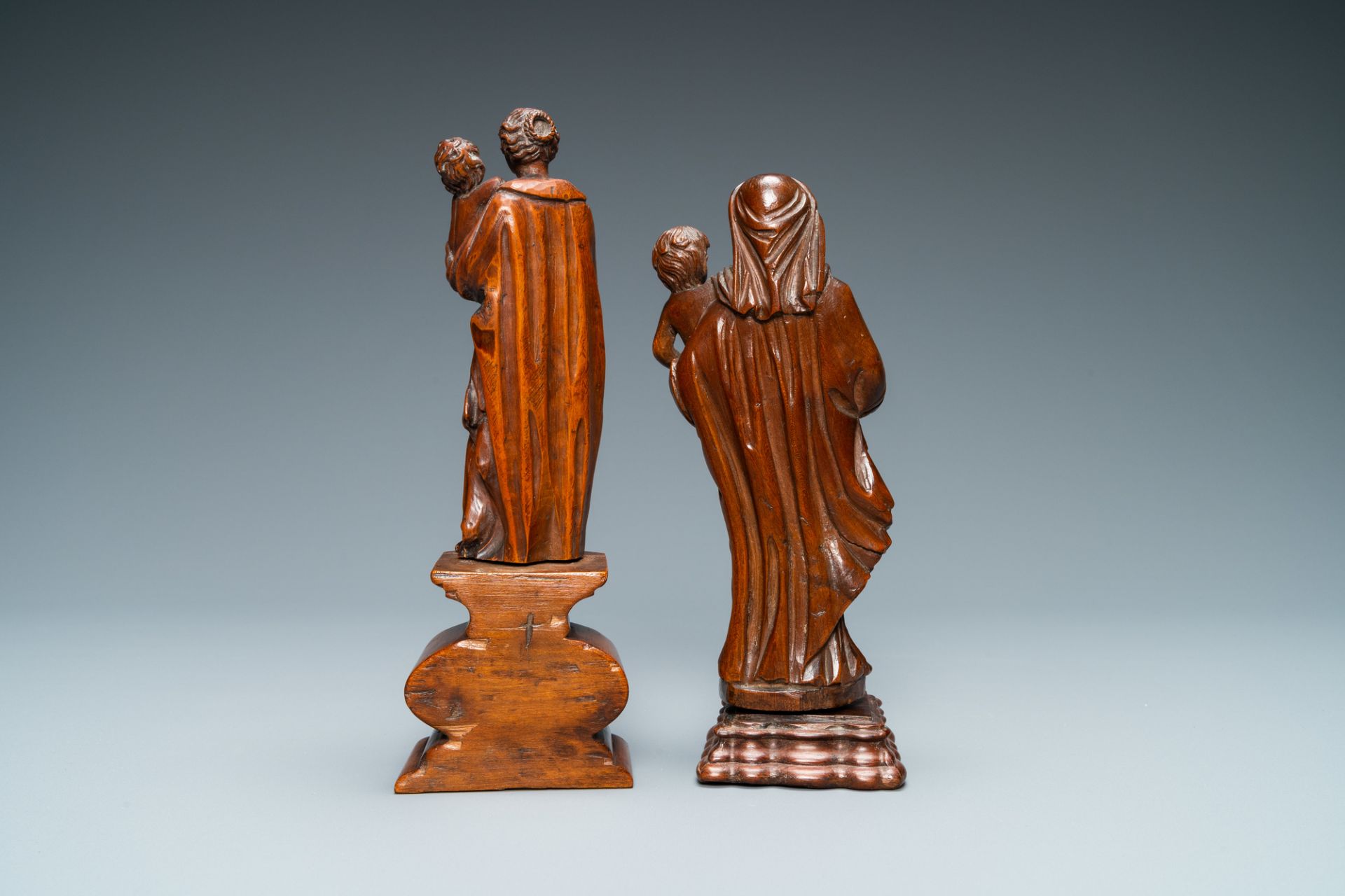 Two wooden figures of a Madonna with child, 17/18th C. - Image 3 of 6