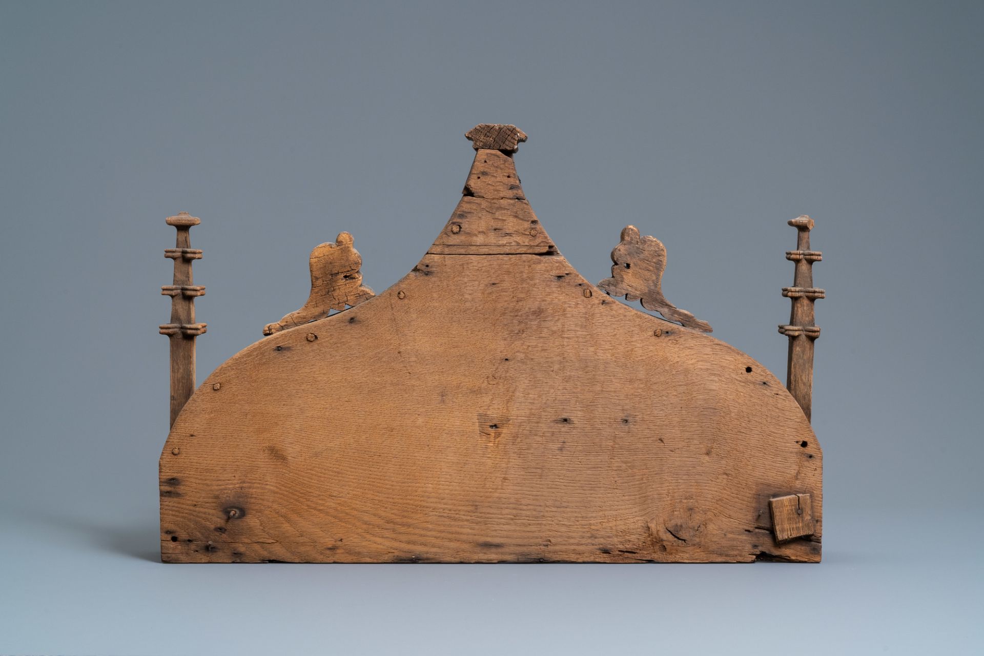 An arch-shaped carved oak baldachin or throne top, France, 15th C. - Image 2 of 6