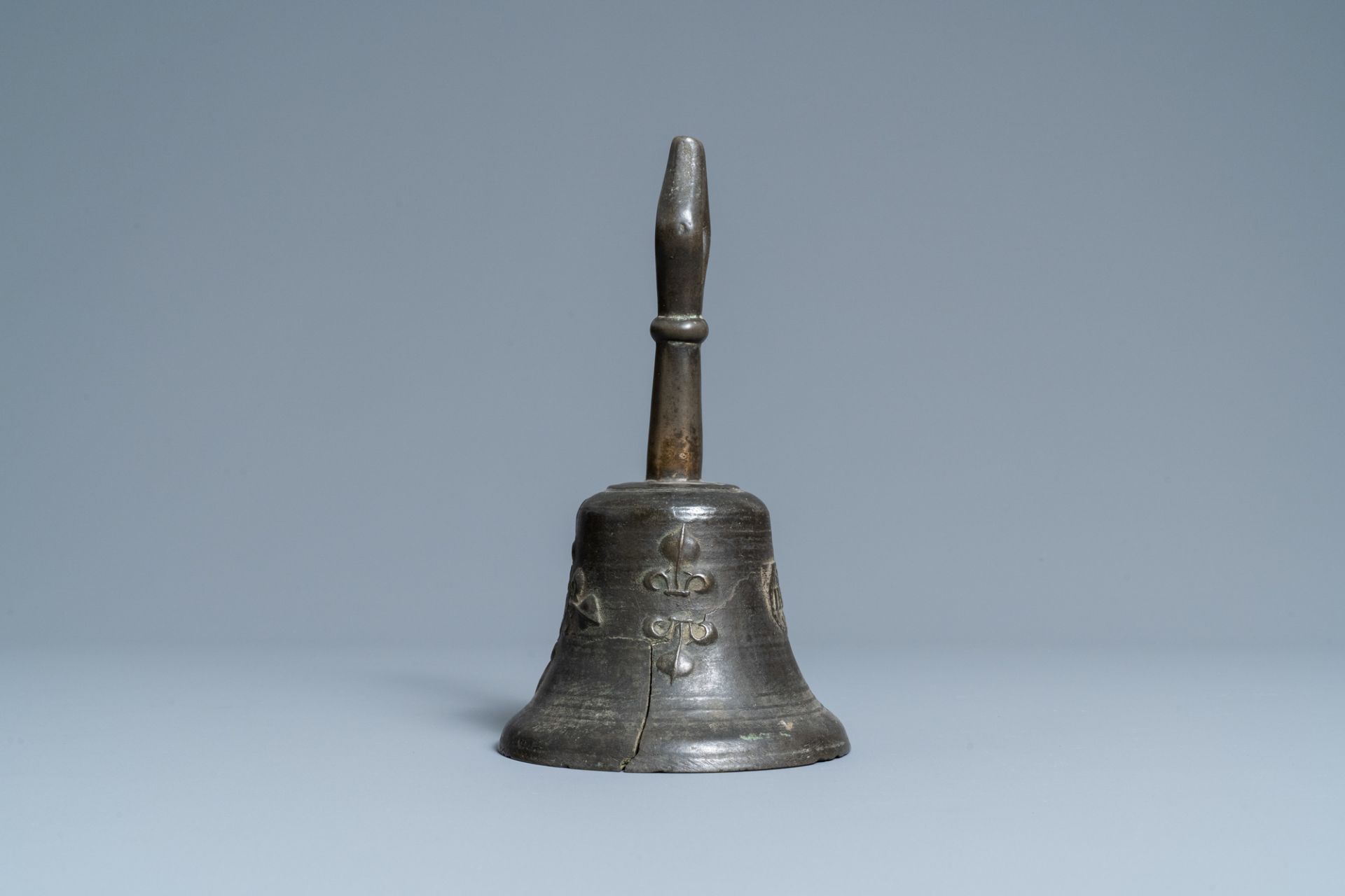 A bronze bell with applied fleur-de-lis and an IHS medallion, France, 16th C. - Image 5 of 7