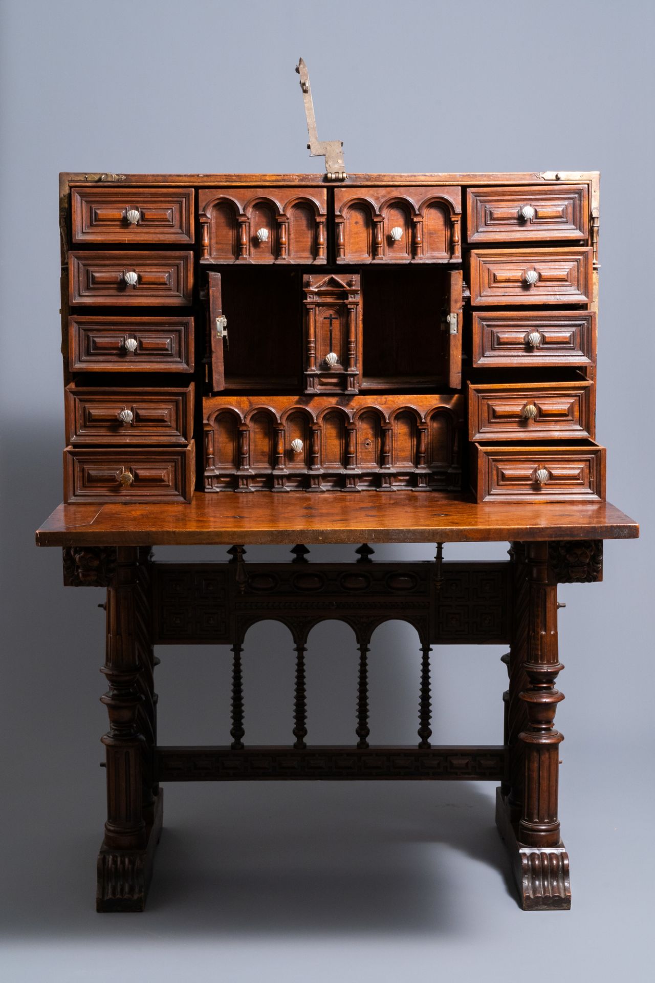 A Spanish bronze-mounted oak 'bargue–o' or cabinet on stand, 16th C. - Image 4 of 16