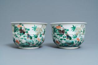 A pair of Chinese famille verte jardinieres, 19th C.