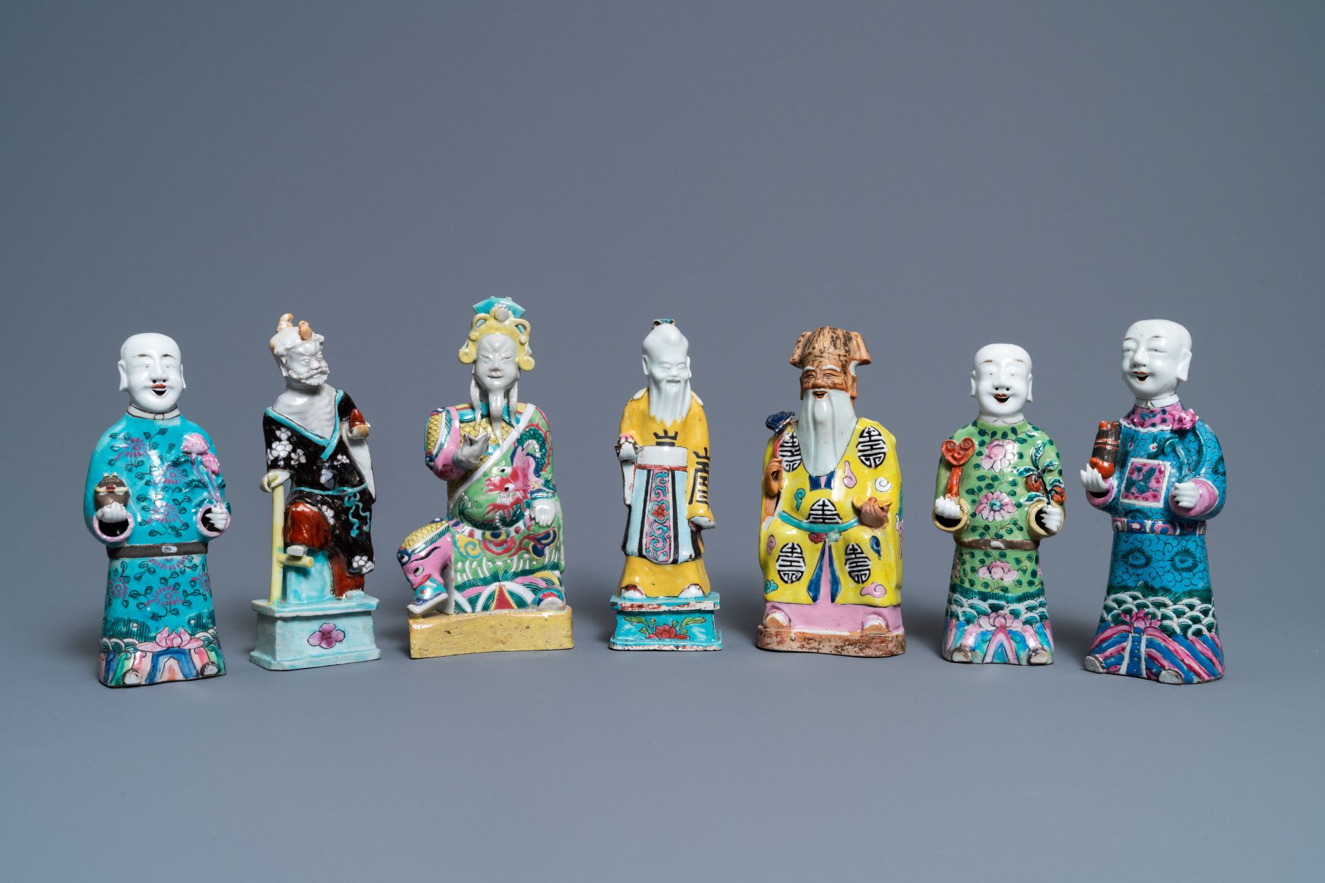 Seven Chinese famille rose figures, 18/19th C.