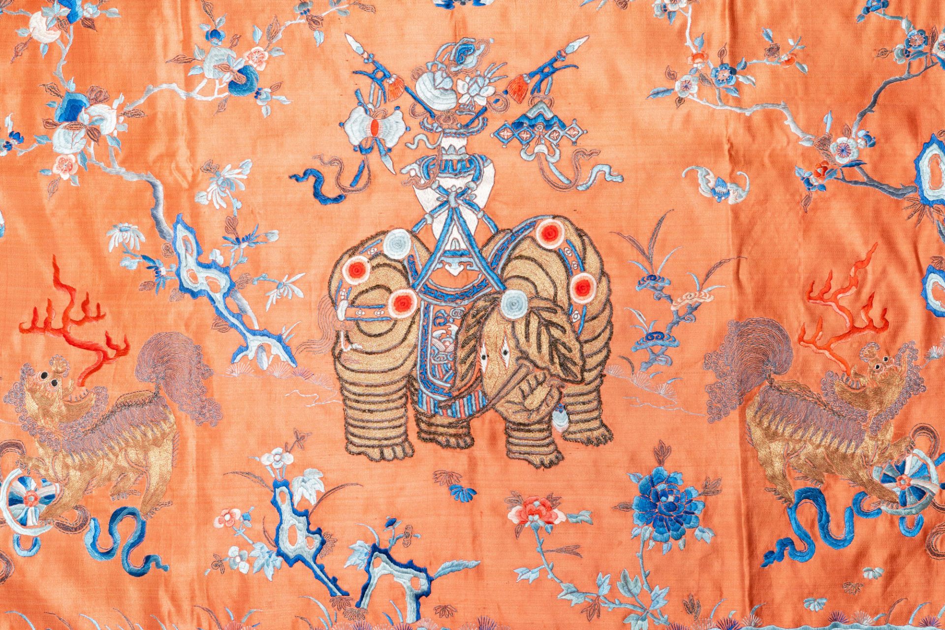 Three Chinese embroidered silk panels with elephants and buddhist lions, 19th C. - Image 19 of 20