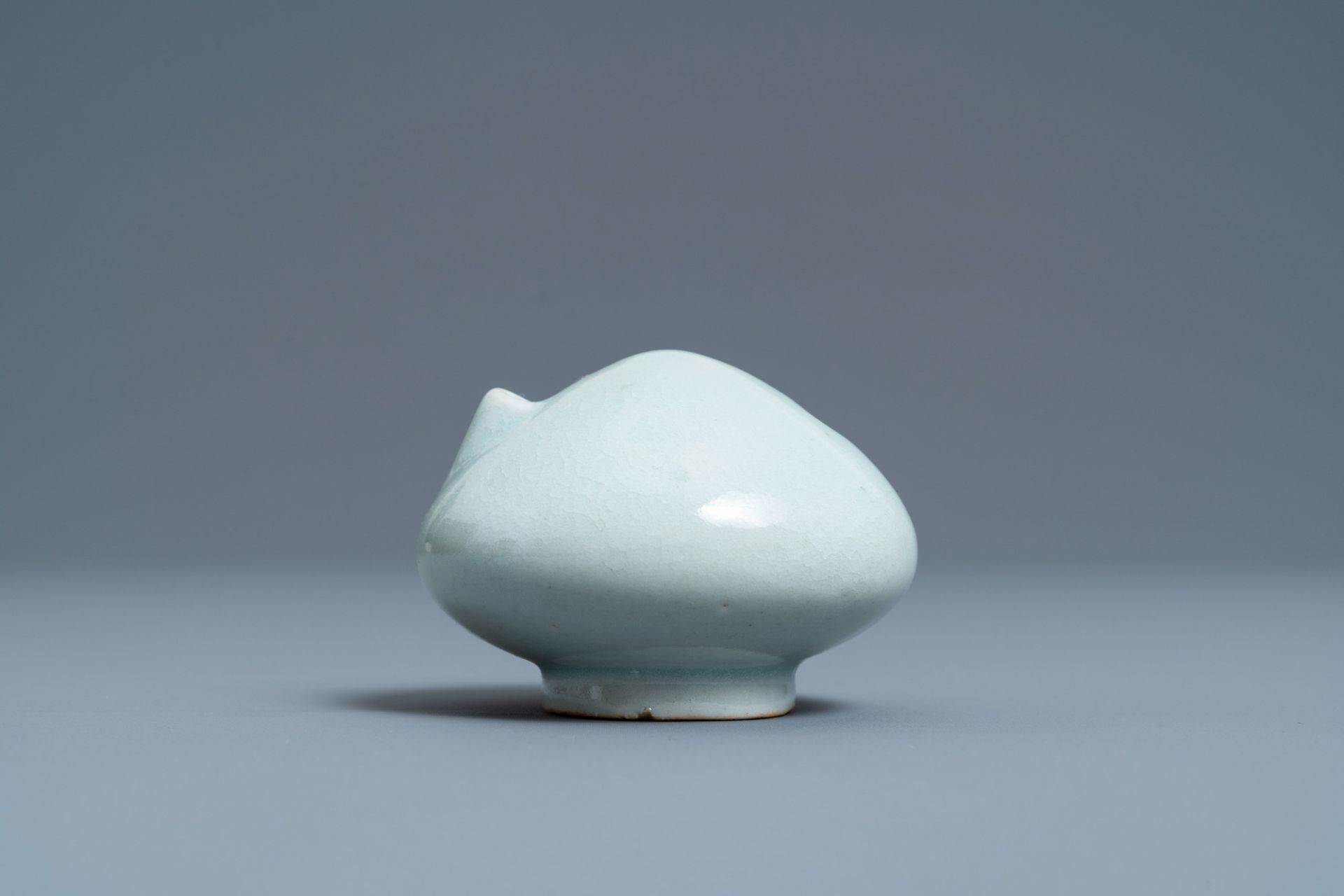 A Korean celadon-glazed water dropper, Joseon, 19th C. - Image 2 of 7