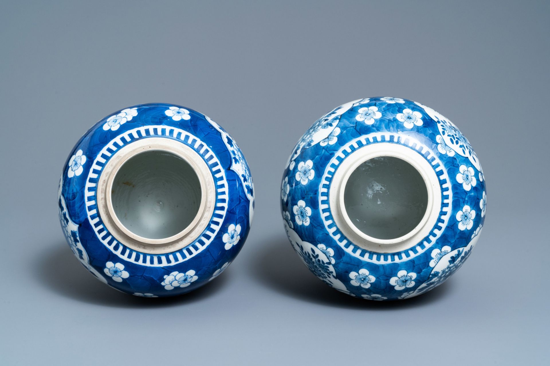 Four Chinese blue and white 'antiquities' jars and covers, 19th C. - Image 7 of 17