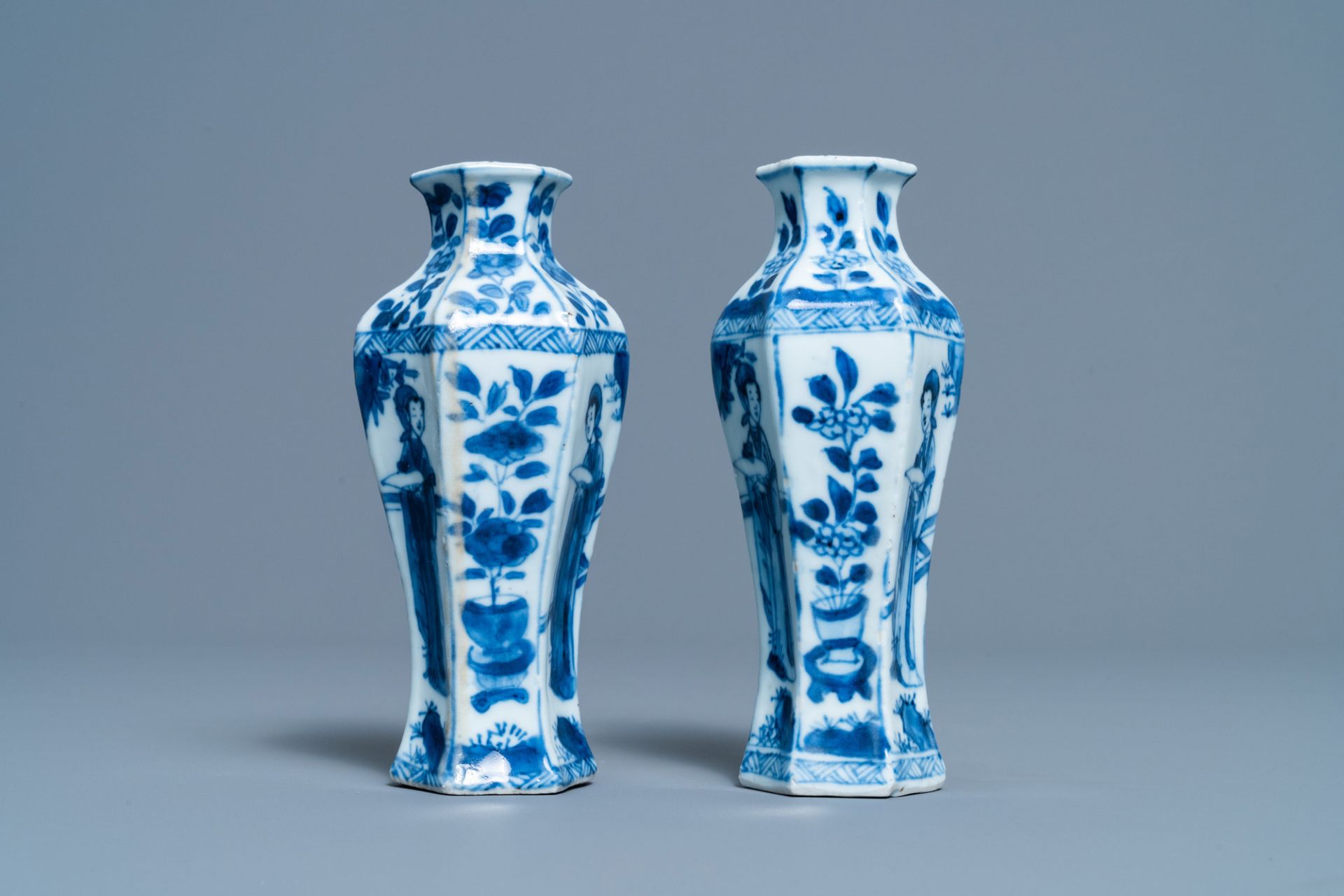A pair of Chinese blue and white vases, a 'lotus' dish and four cups, Kangxi - Image 5 of 15