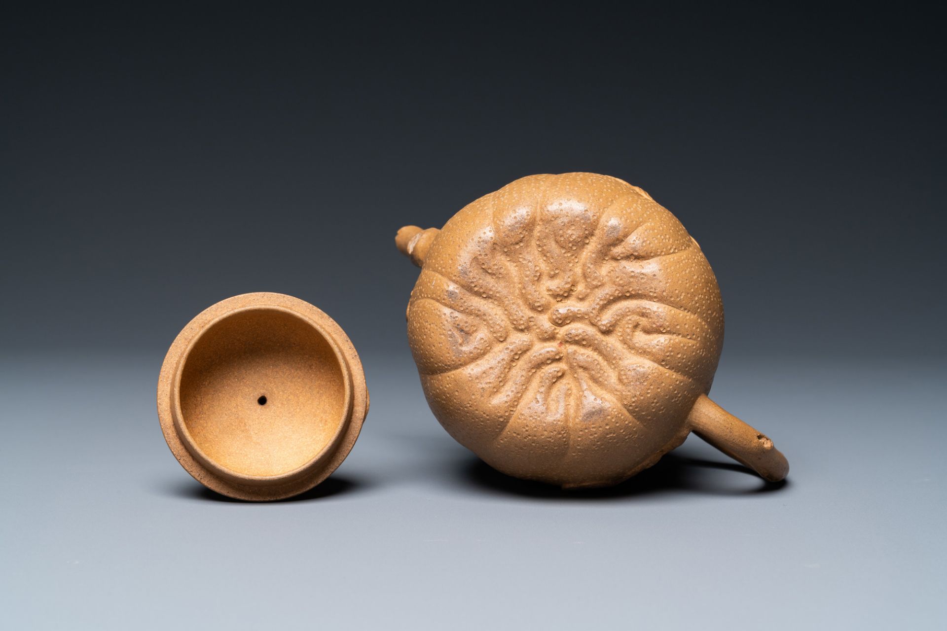 A Chinese Yixing stoneware teapot with squirrels and butterflies, seal mark, 18th C. - Image 8 of 8