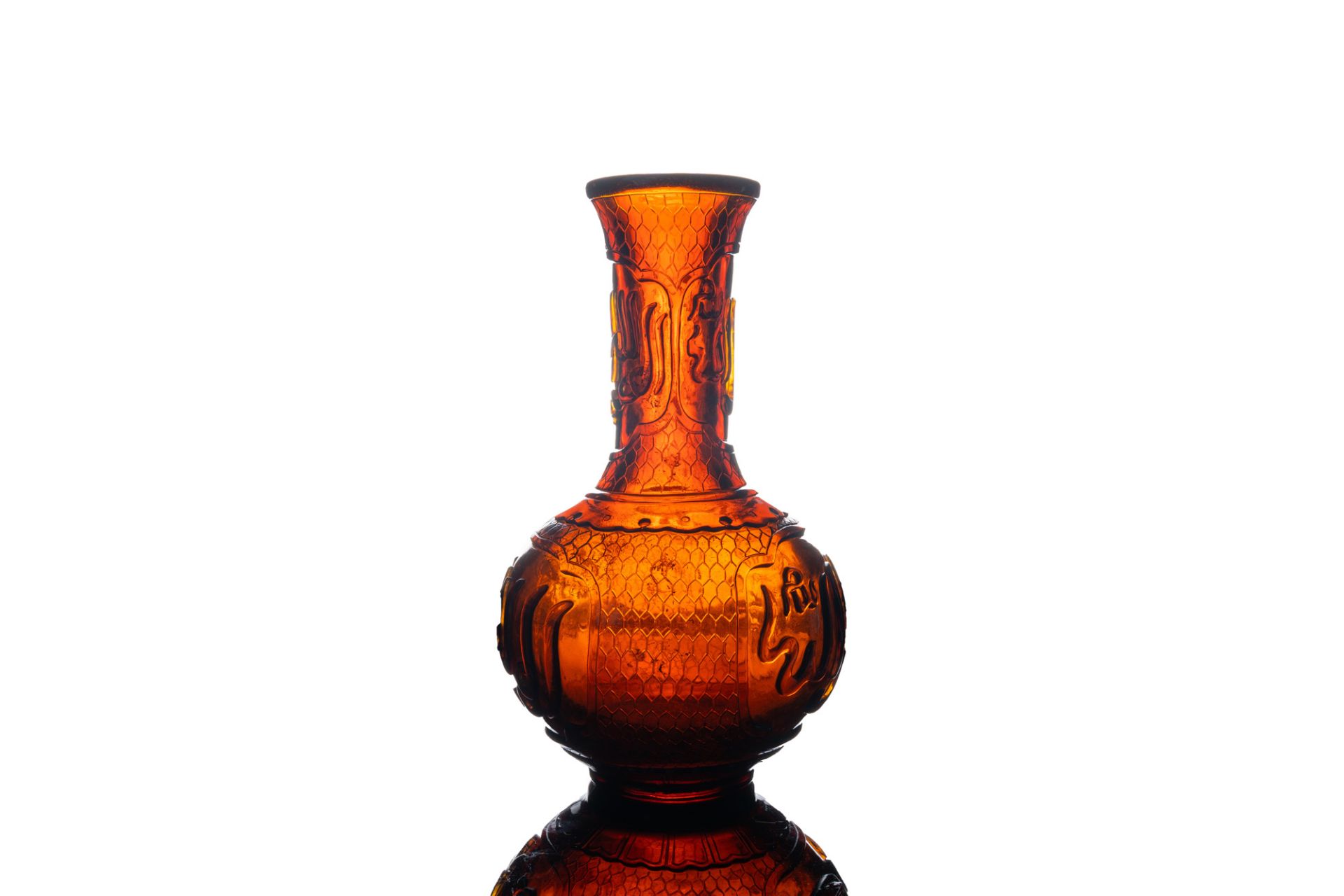 A Chinese Islamic market Beijing glass vase inscribed 'Allah' and 'Muhammad the Prophet', 18/19th C. - Image 4 of 10