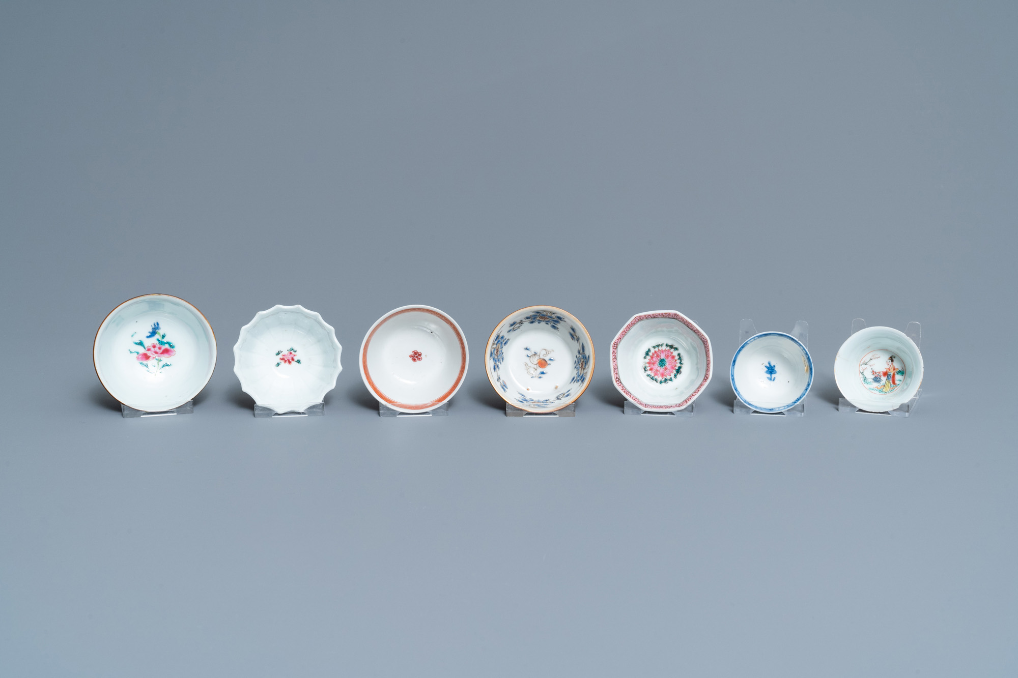 Seven Chinese famille rose and other cups and saucers, Kangxi and later - Image 10 of 11