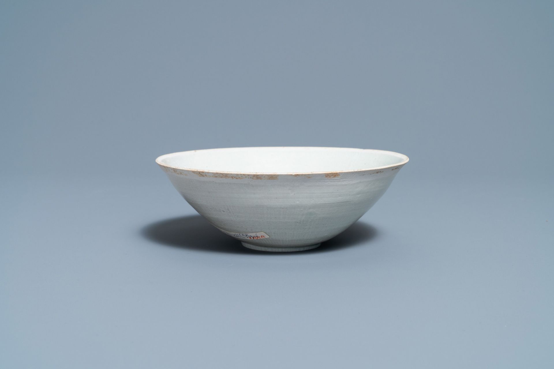 A Chinese luanbai 'fish' bowl, Song/Yuan - Image 2 of 7