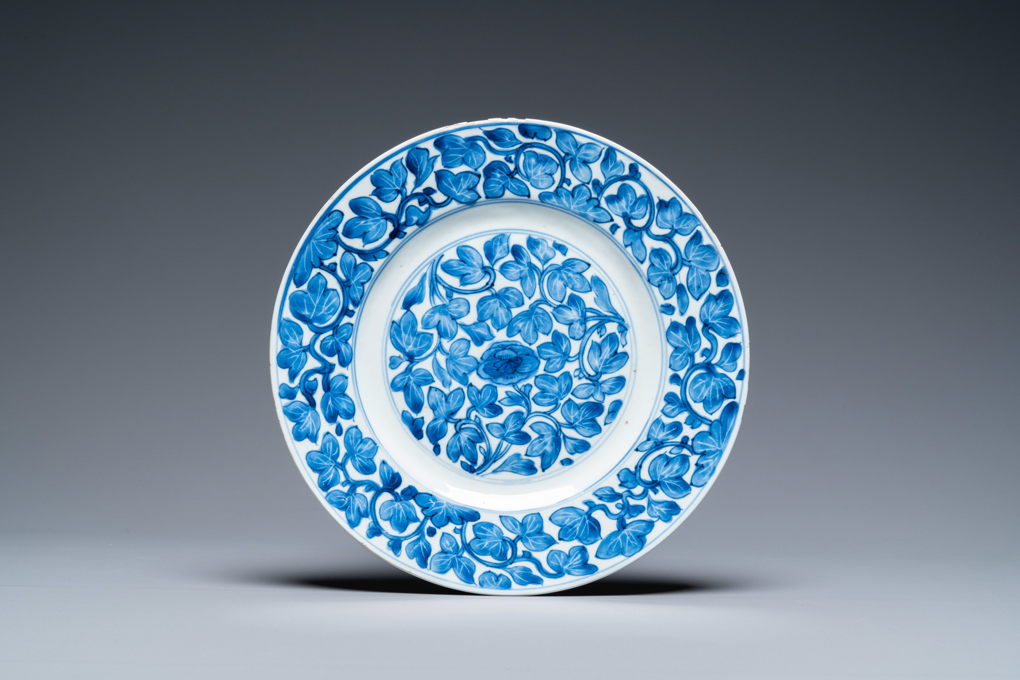 Three Chinese blue and white dishes and two bowls, Kangxi and later - Image 4 of 11