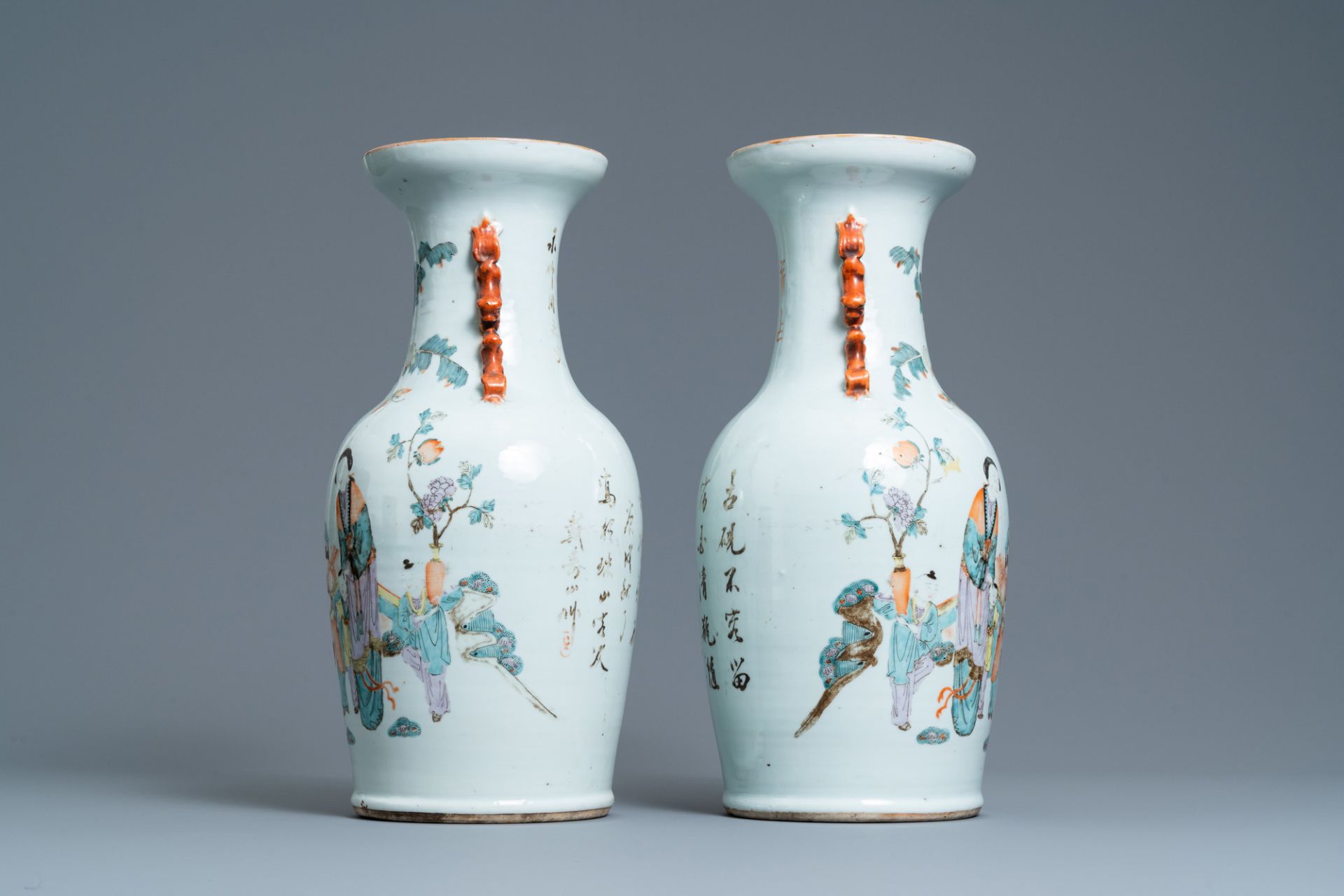 A pair of Chinese qianjiang cai vases, 19/20th C. - Image 4 of 6