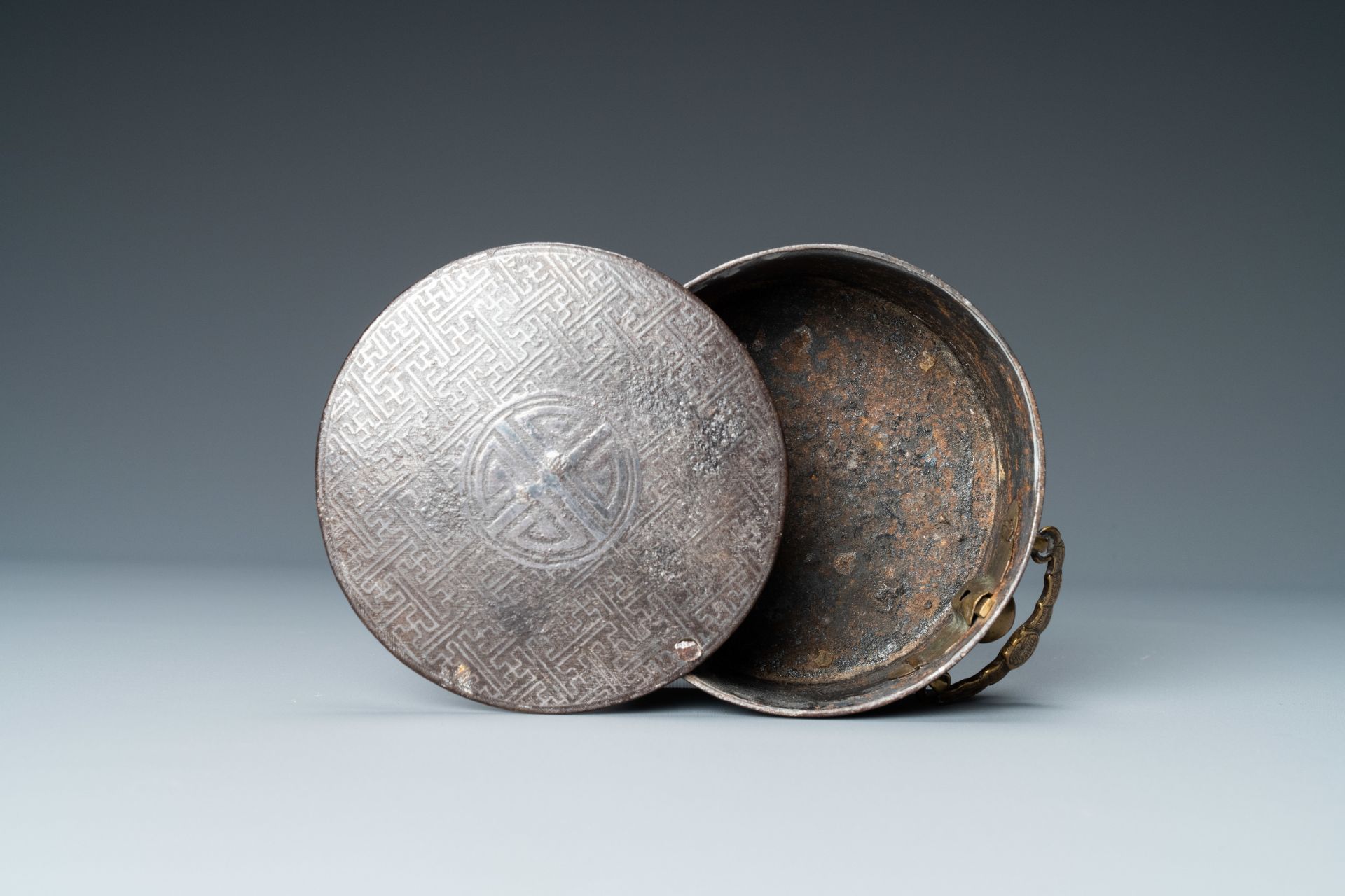 A Korean silver-inlaid iron box and cover, probably Joseon, 16/17th C.