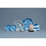 Five Chinese blue and white dishes, a bowl and a covered jar, 18/19th C.