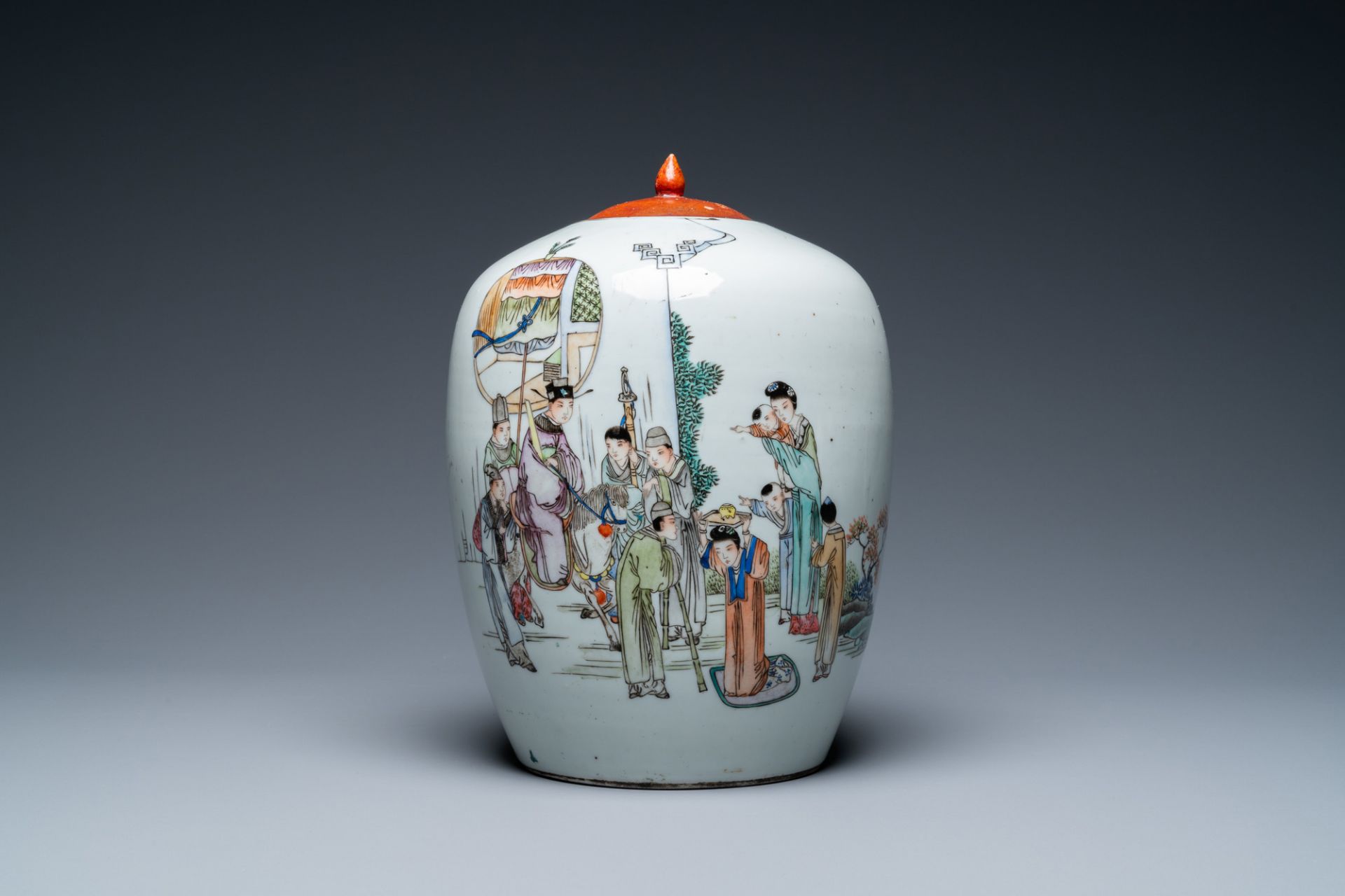 Six diverse Chinese vases and a soft paste seal paste box, 19/20th C. - Image 8 of 16