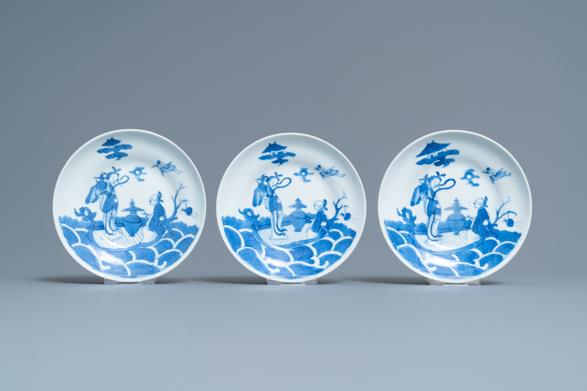 Six Chinese blue and white cups and saucers, 19th C. - Image 2 of 11