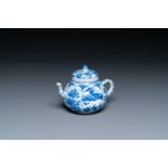 A Chinese blue and white teapot and cover, Kangxi