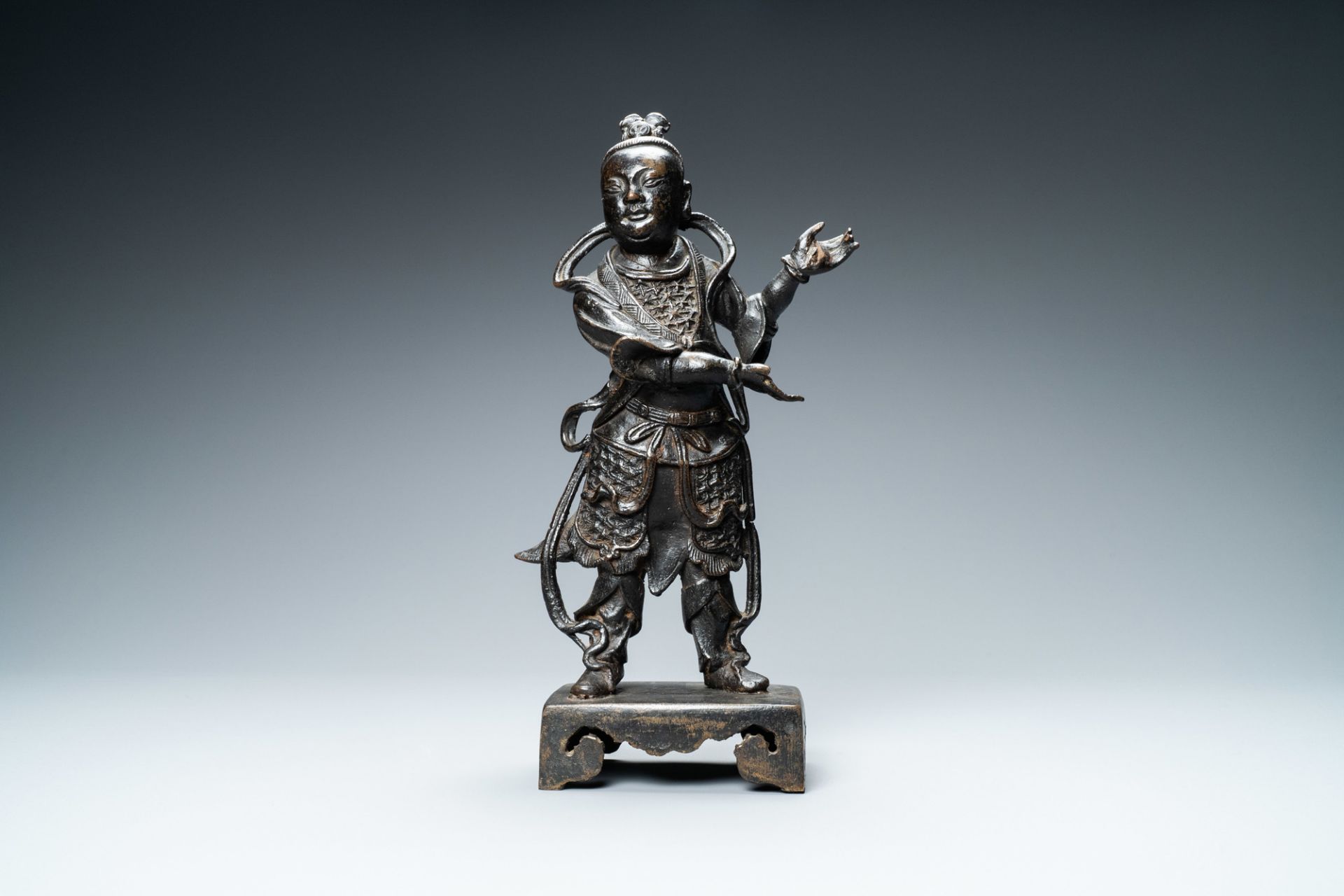 A Chinese bronze figure of a servant, Ming - Image 2 of 7