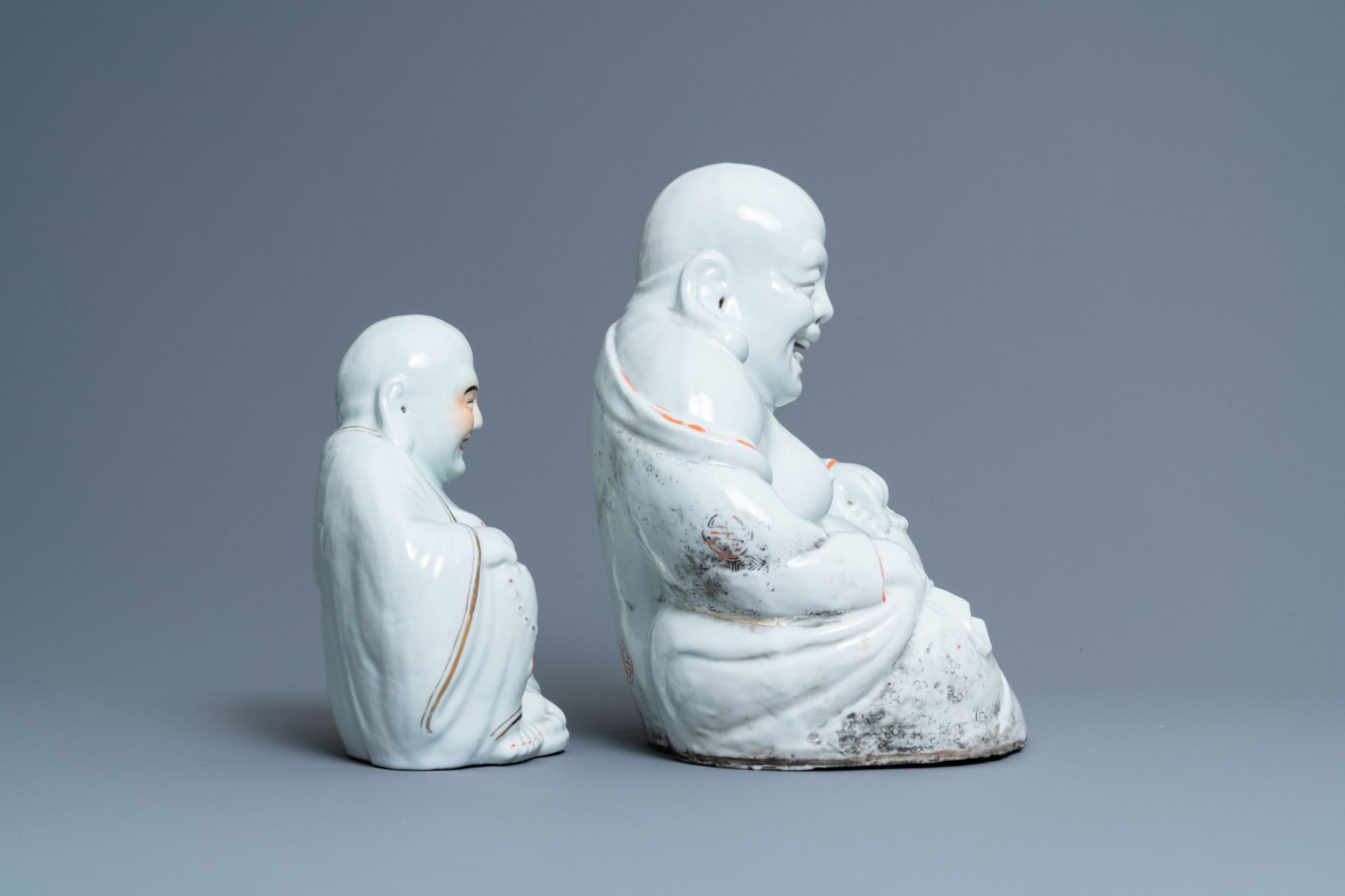 Five Chinese famille rose and white figures of Buddha, seal marks, 19/20th C. - Image 3 of 14