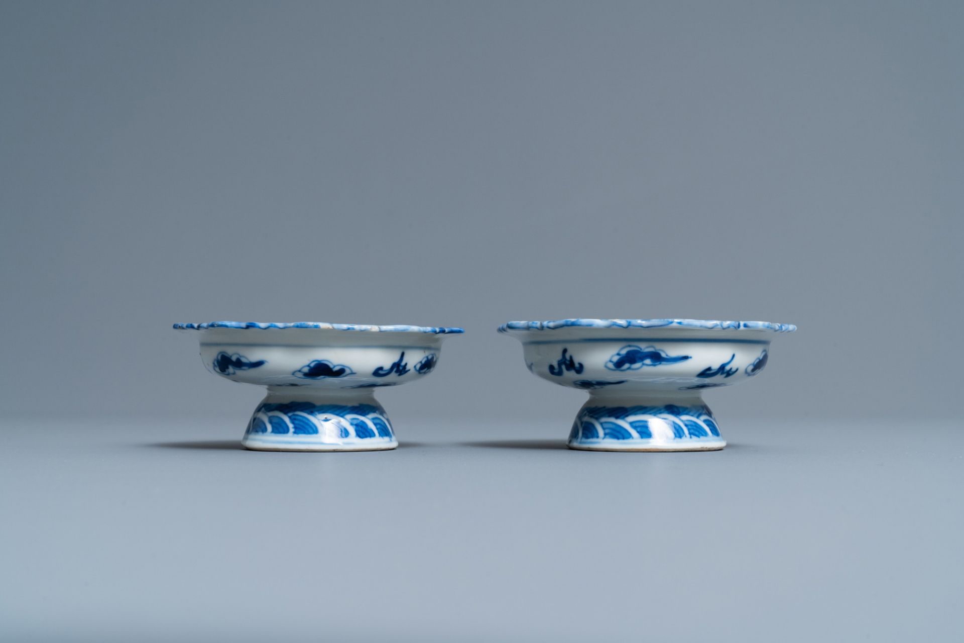 A varied collection of Chinese porcelain, 19th C. - Image 8 of 19