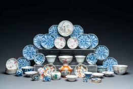 An extensive and very diverse collection of Chinese porcelain, Kangxi and later