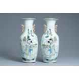 A pair of Chinese famille rose vases, 19/20th C.