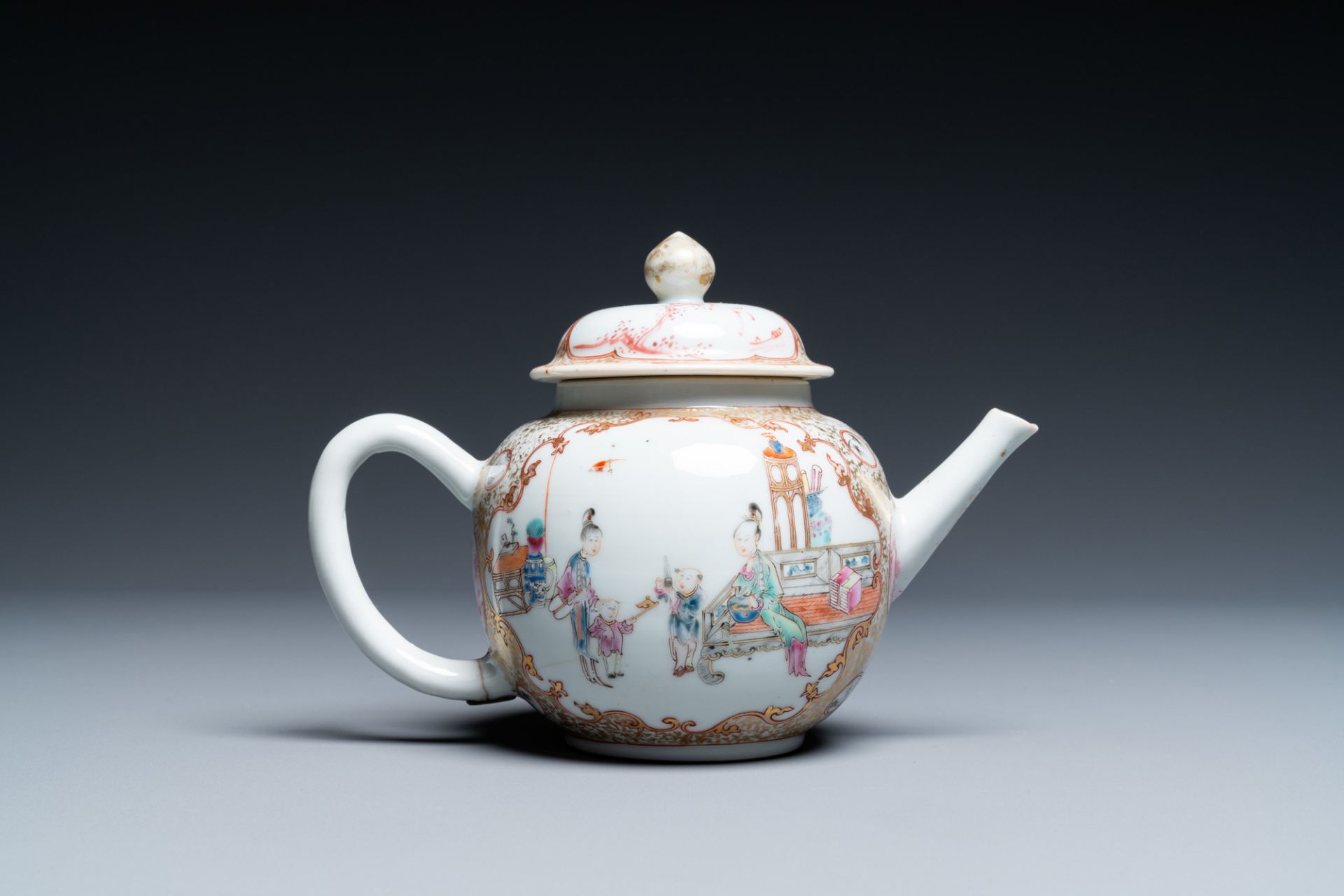 A collection of Chinese famille rose tea wares, Yongzheng/Qianlong - Image 25 of 29