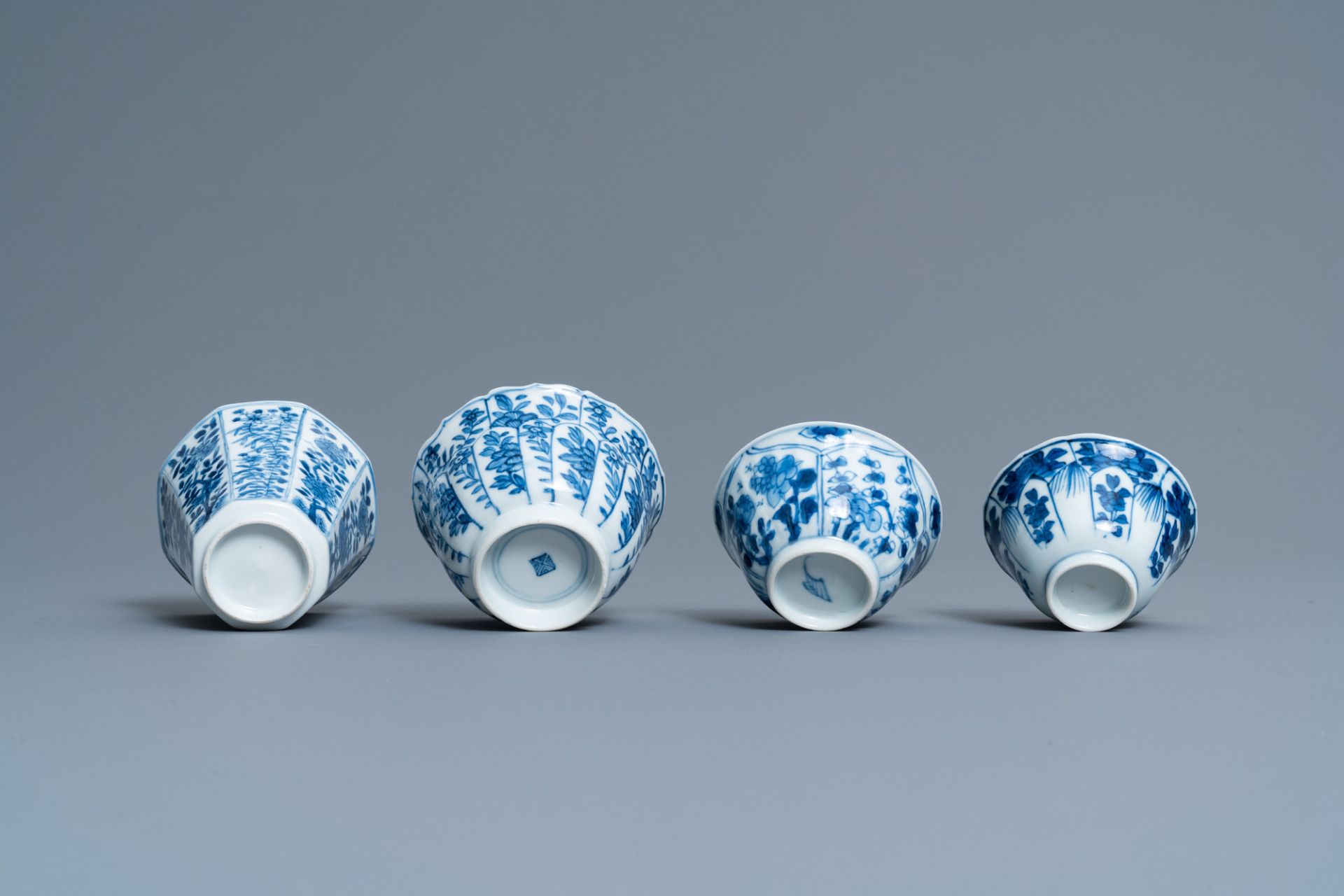 Twenty-one Chinese blue and white saucers and eighteen cups, Kangxi - Image 7 of 17